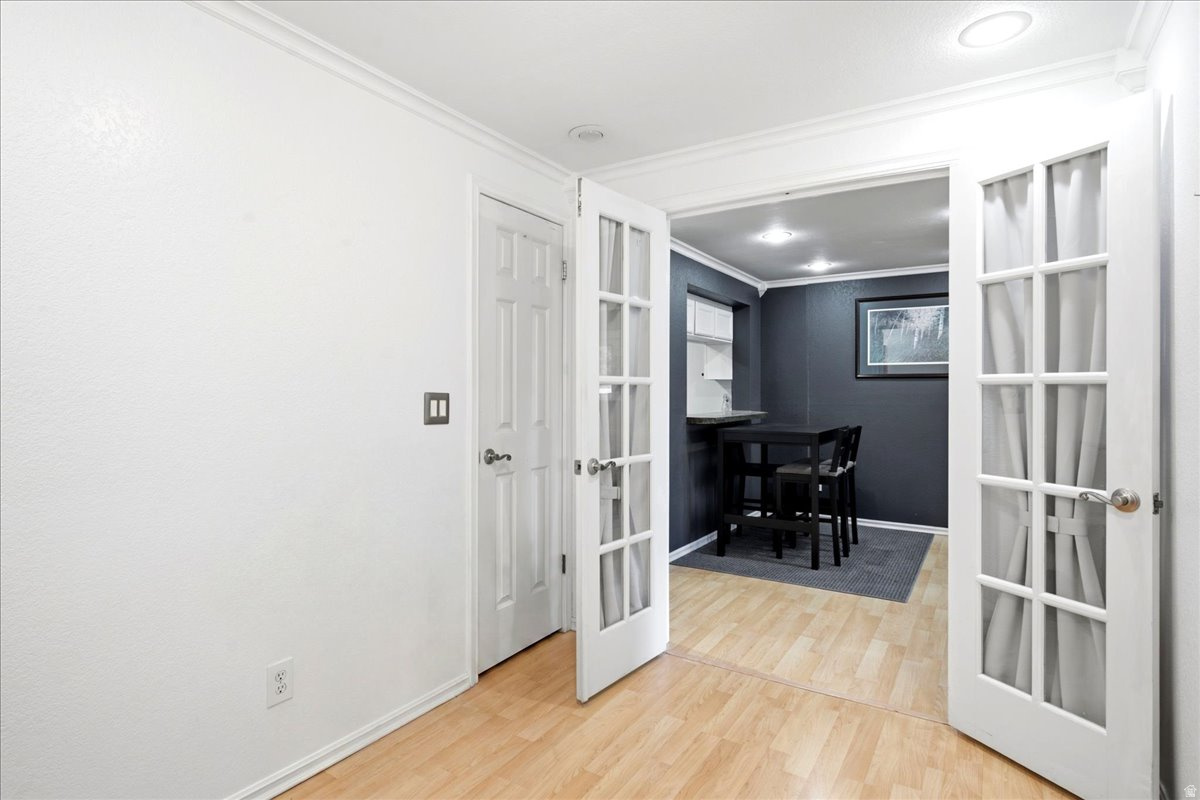TOWNE PARK - Residential