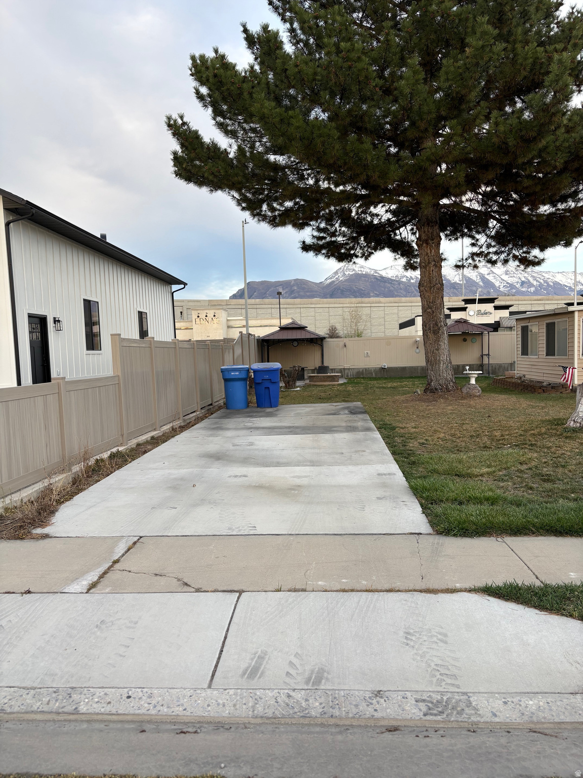 MILL VIEW - Residential