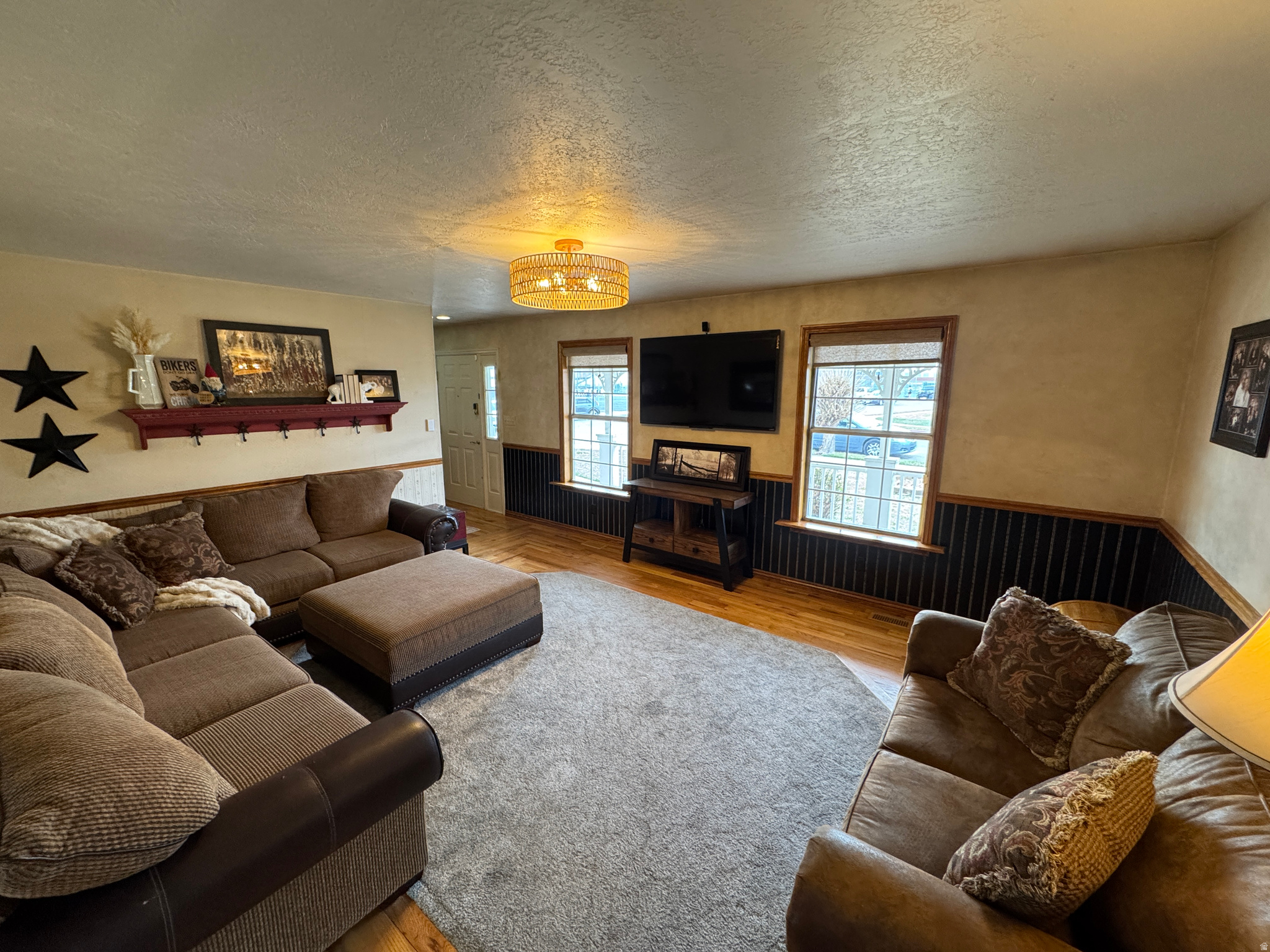 MILL VIEW - Residential