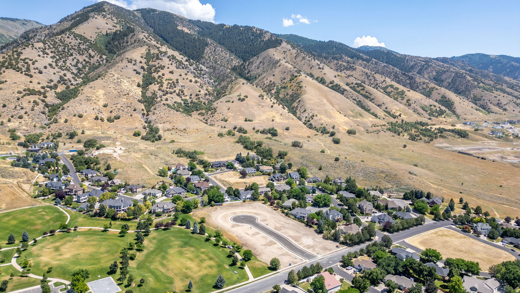 GIBBONS PARK ESTATES - Land