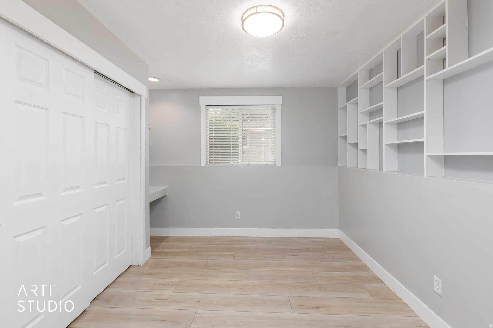 WILLOW WOOD - Residential