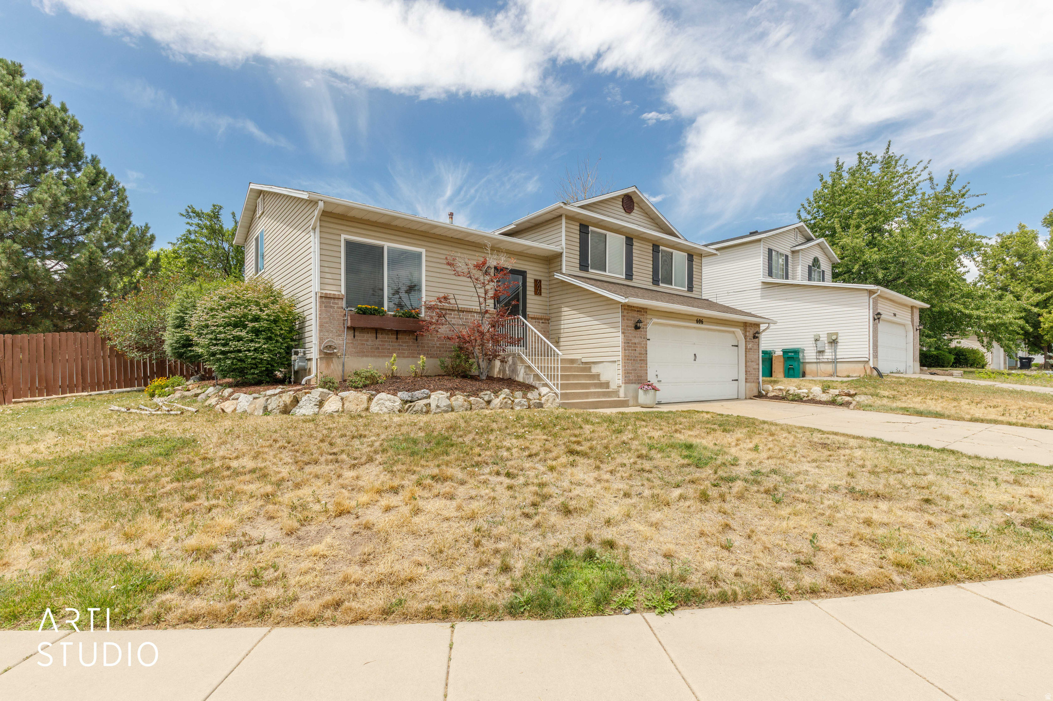 WILLOW WOOD - Residential