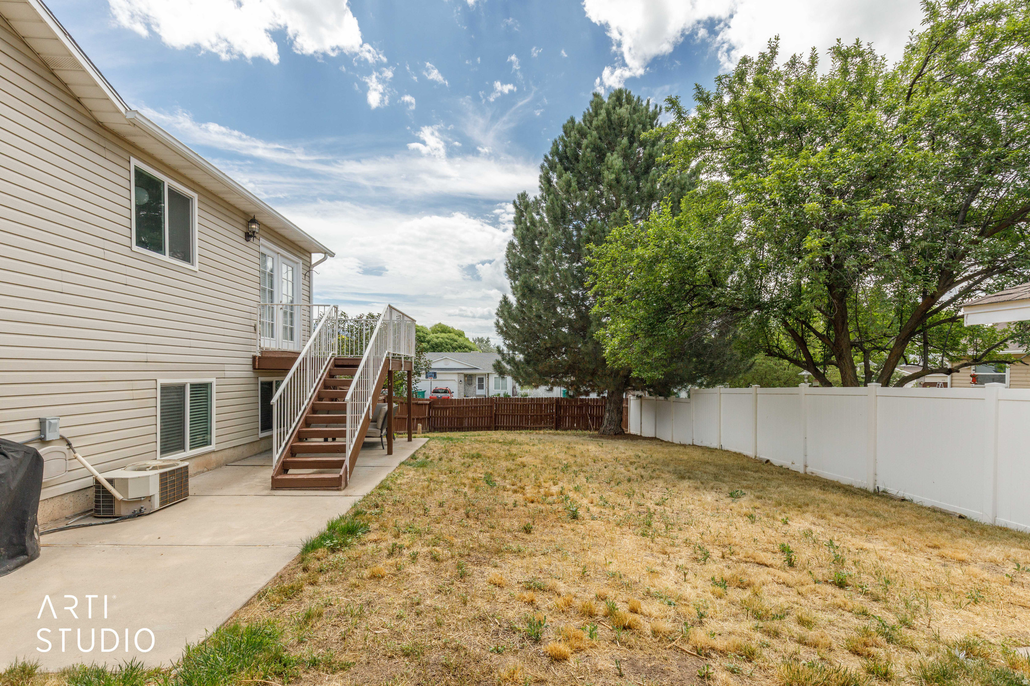 WILLOW WOOD - Residential