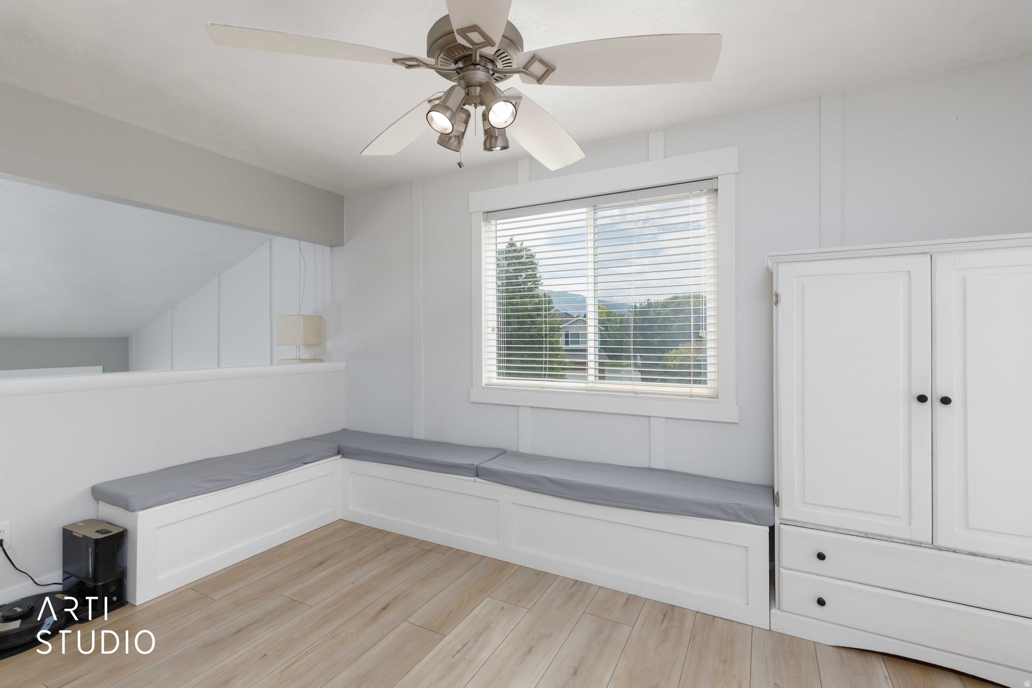 WILLOW WOOD - Residential