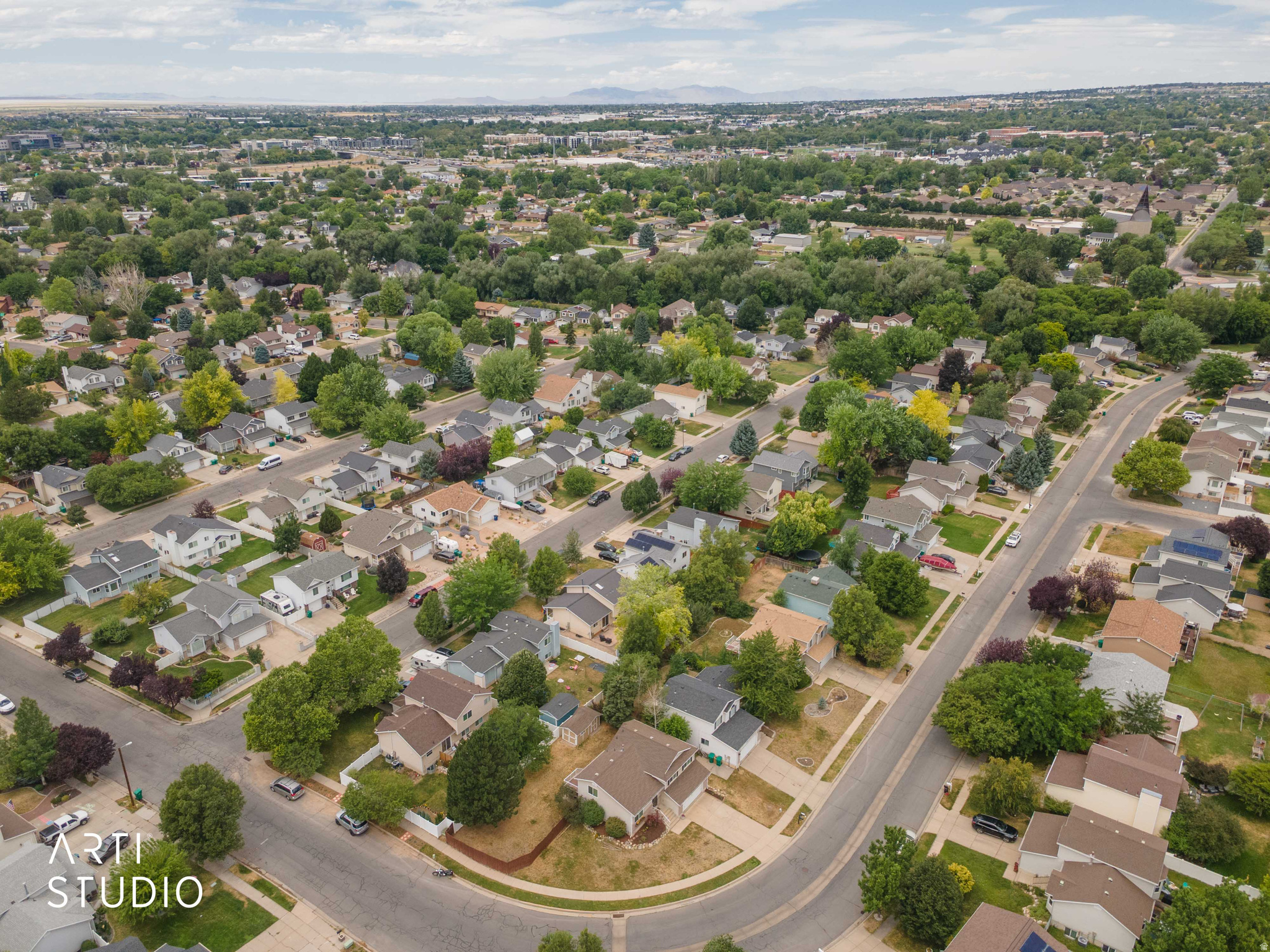 WILLOW WOOD - Residential