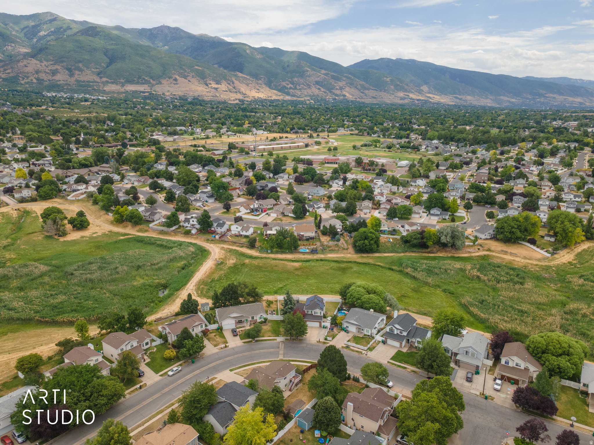 WILLOW WOOD - Residential
