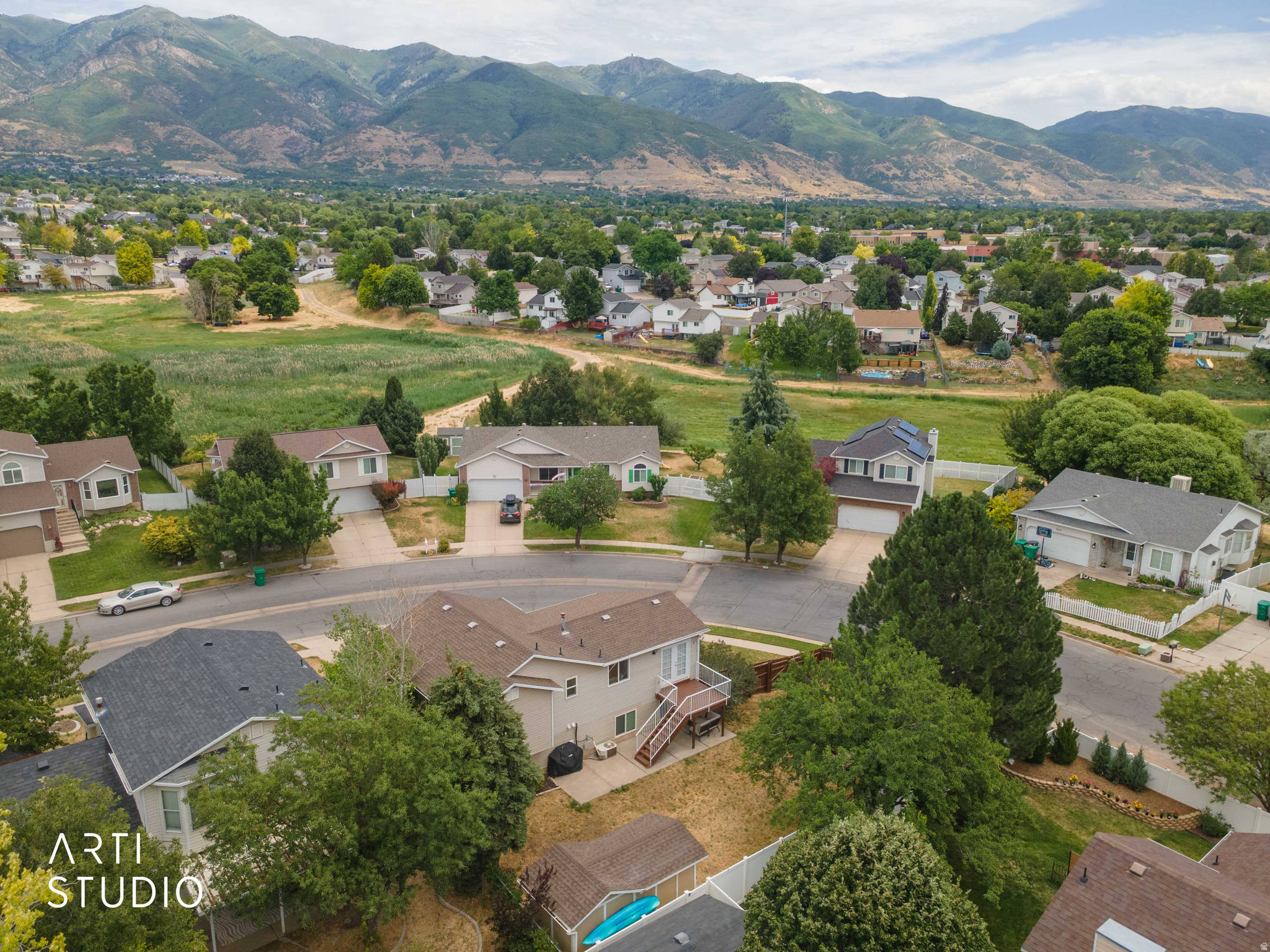 WILLOW WOOD - Residential