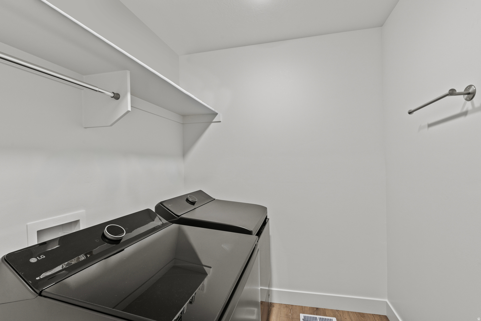 AUBURN HILLS - Residential