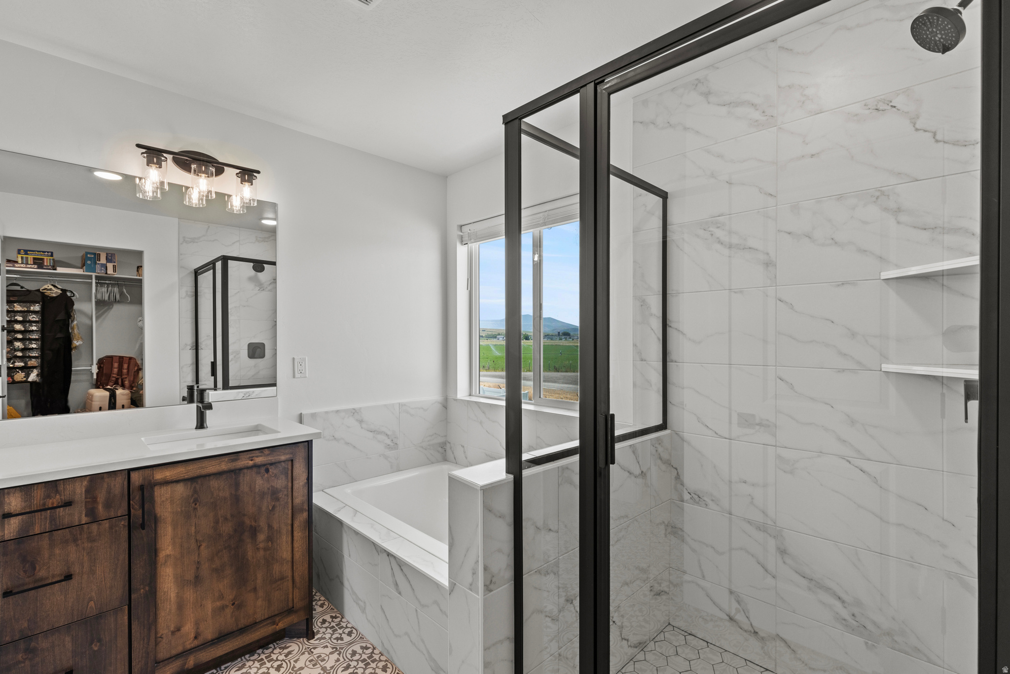 AUBURN HILLS - Residential