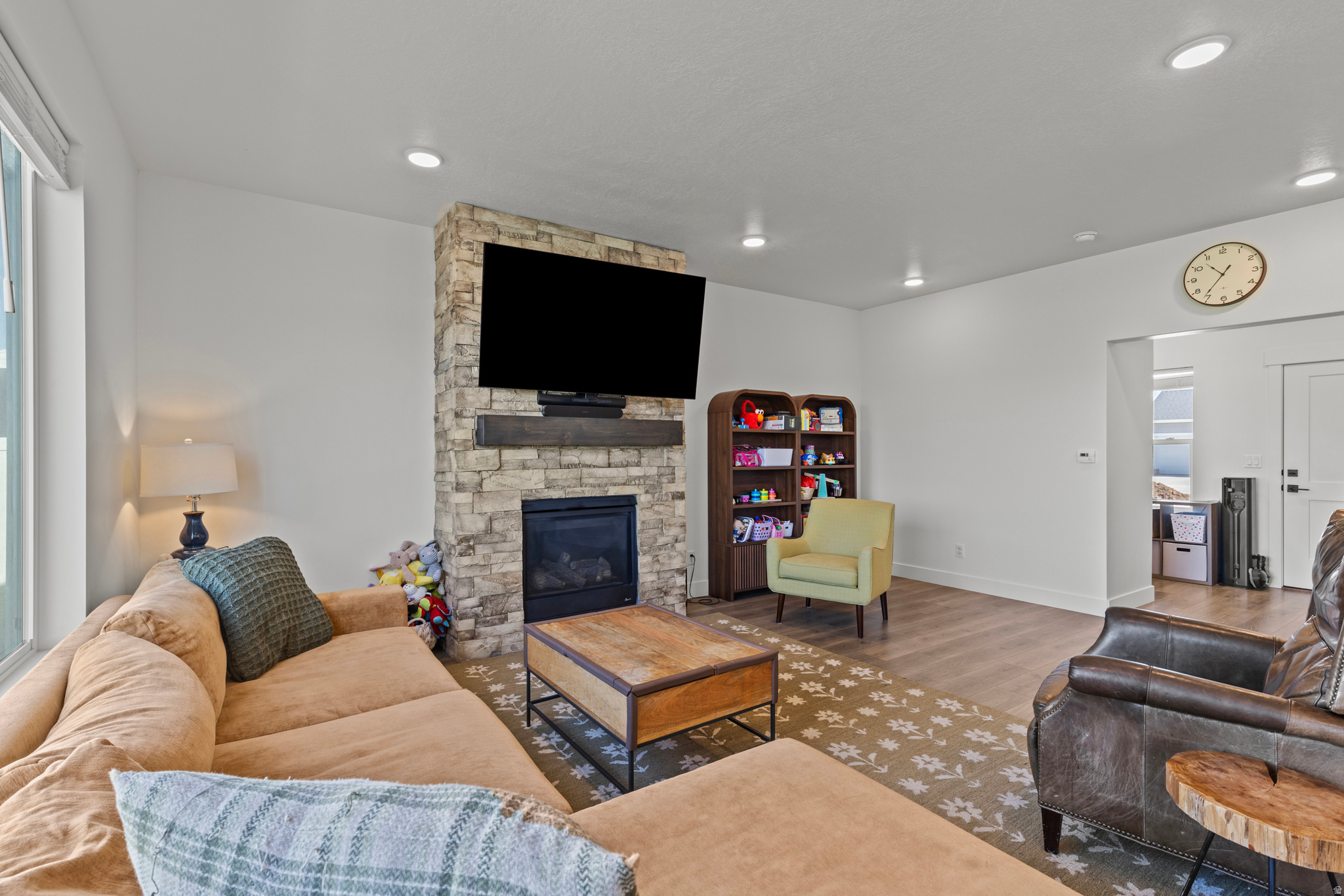 AUBURN HILLS - Residential