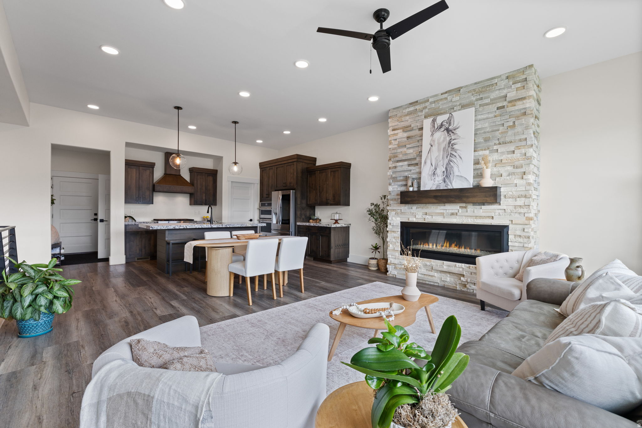 SHORELINE - Residential