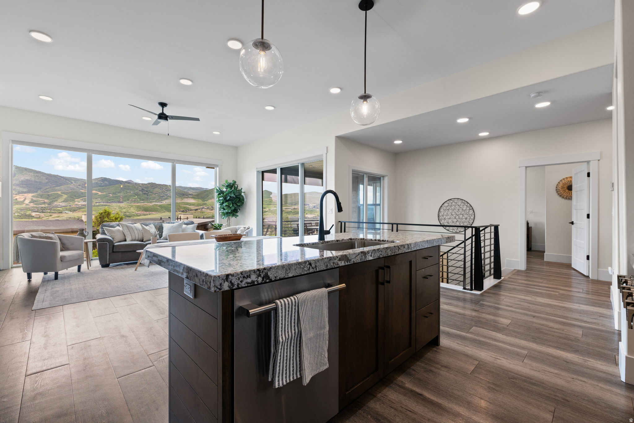 SHORELINE - Residential