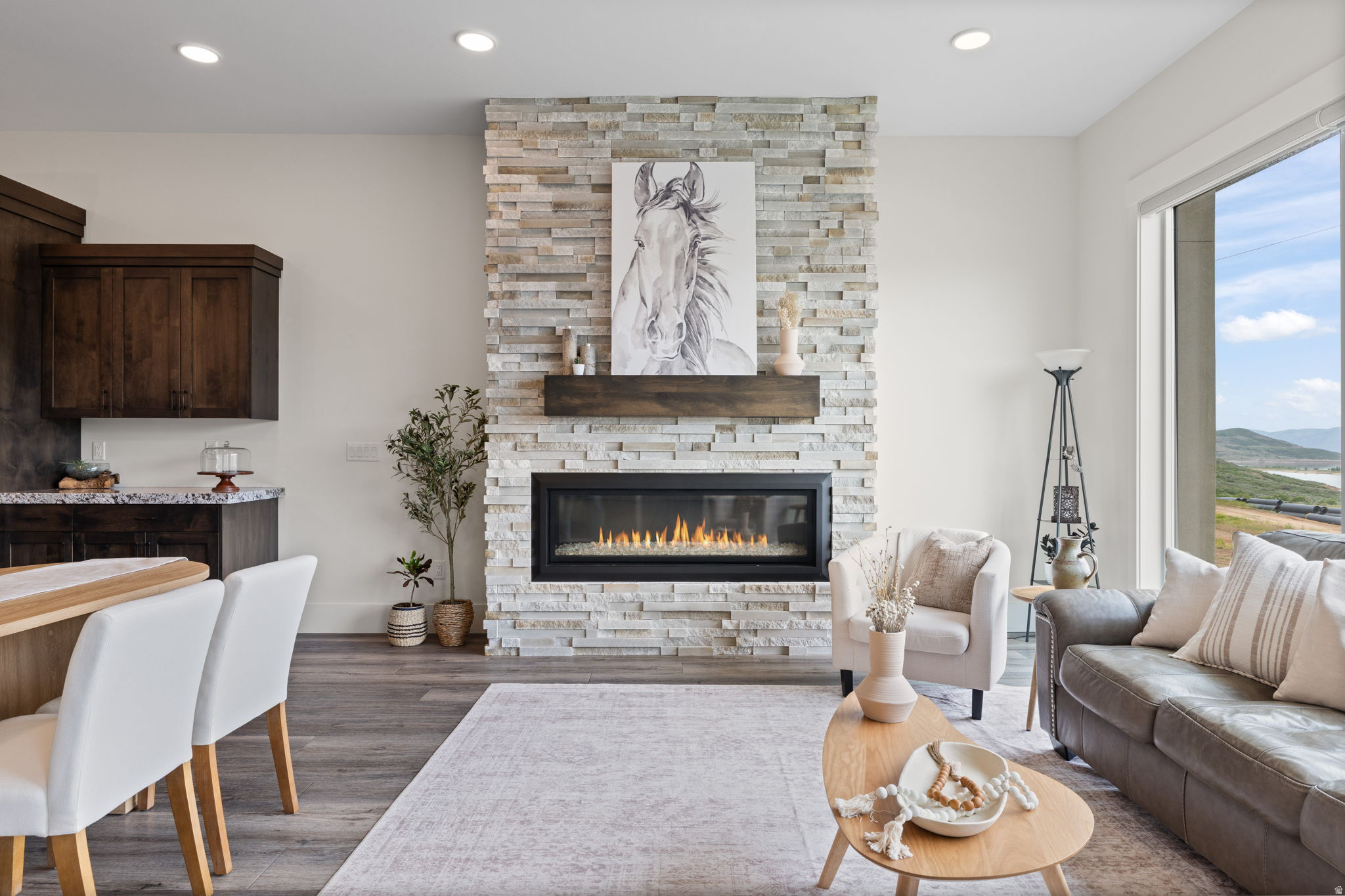 SHORELINE - Residential