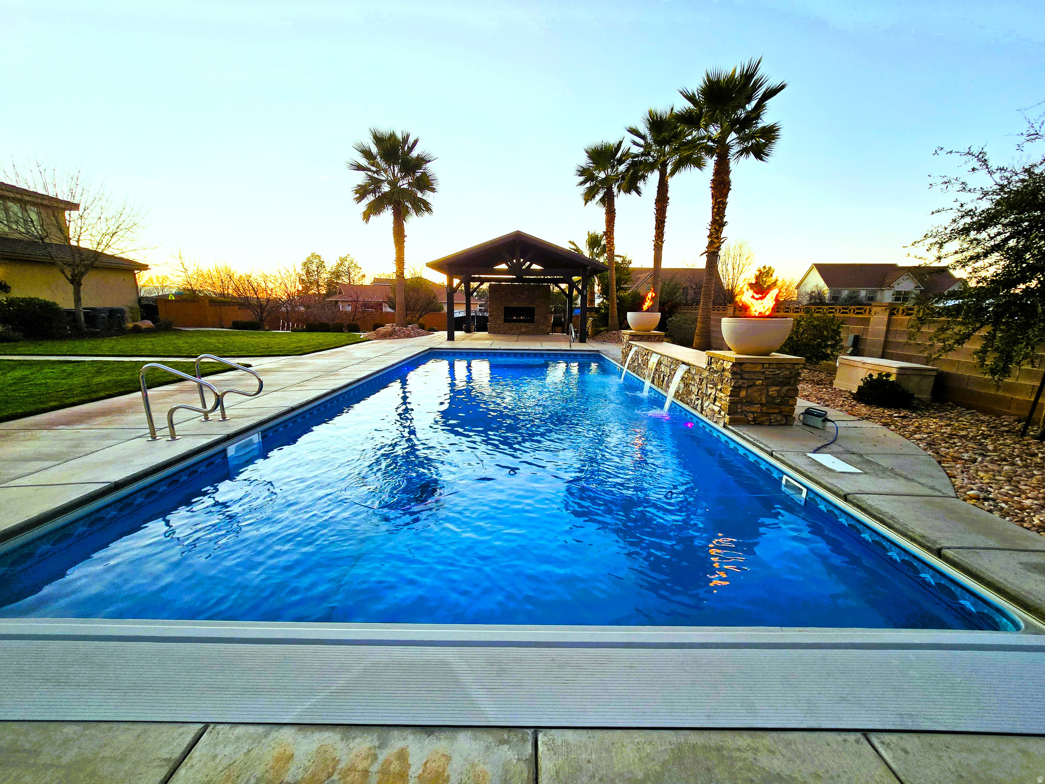 MAJESTIC VIEW - Residential