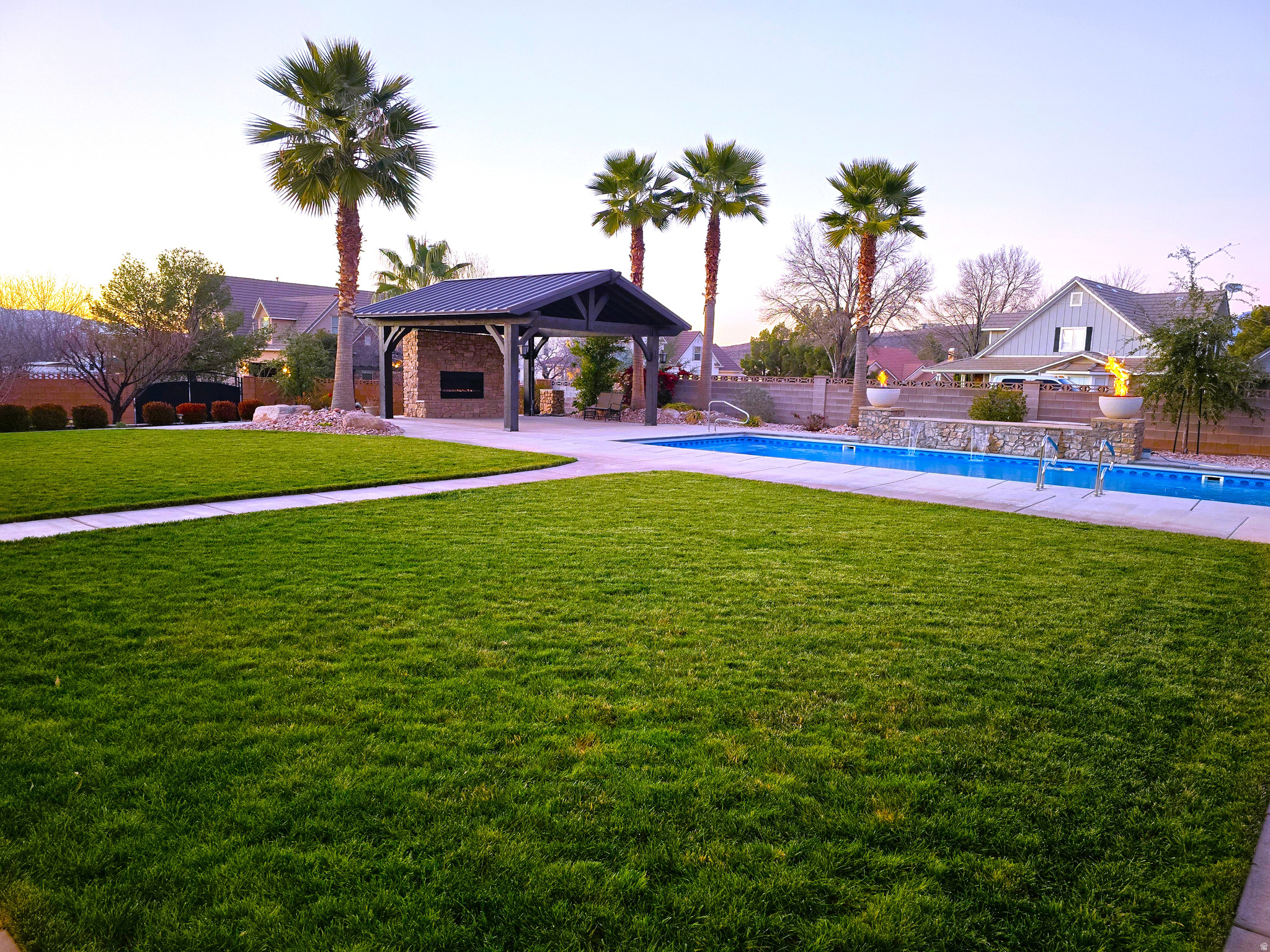 MAJESTIC VIEW - Residential
