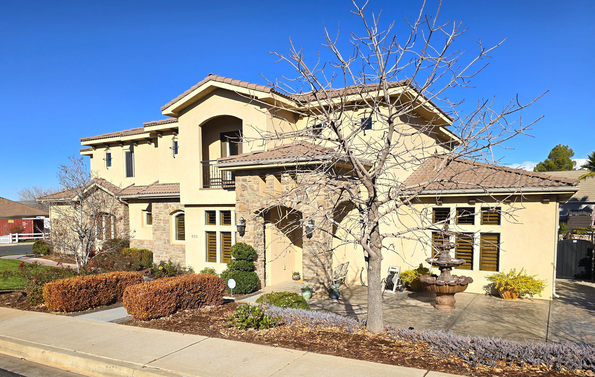 MAJESTIC VIEW - Residential