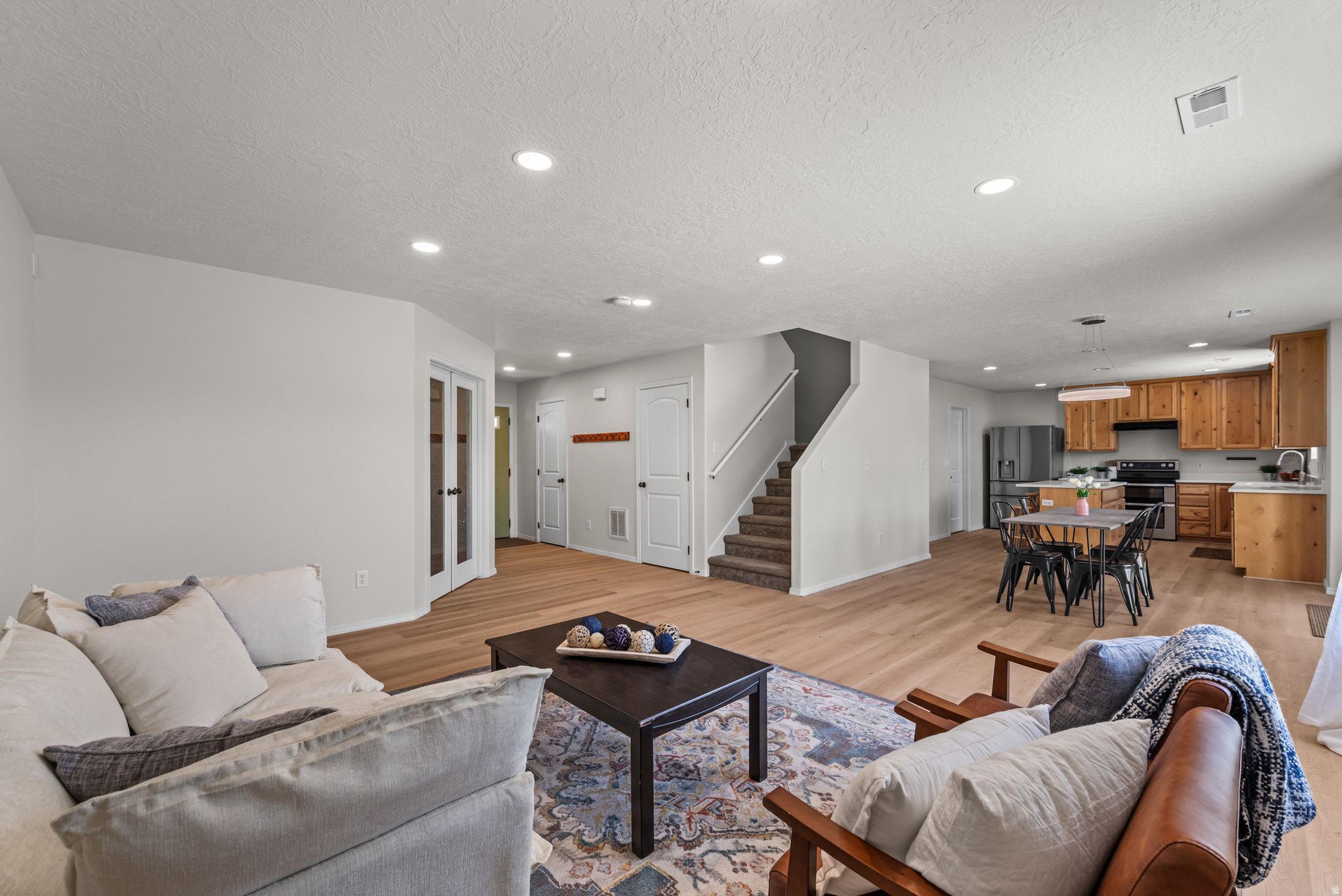 JORDAN WILLOWS - Residential