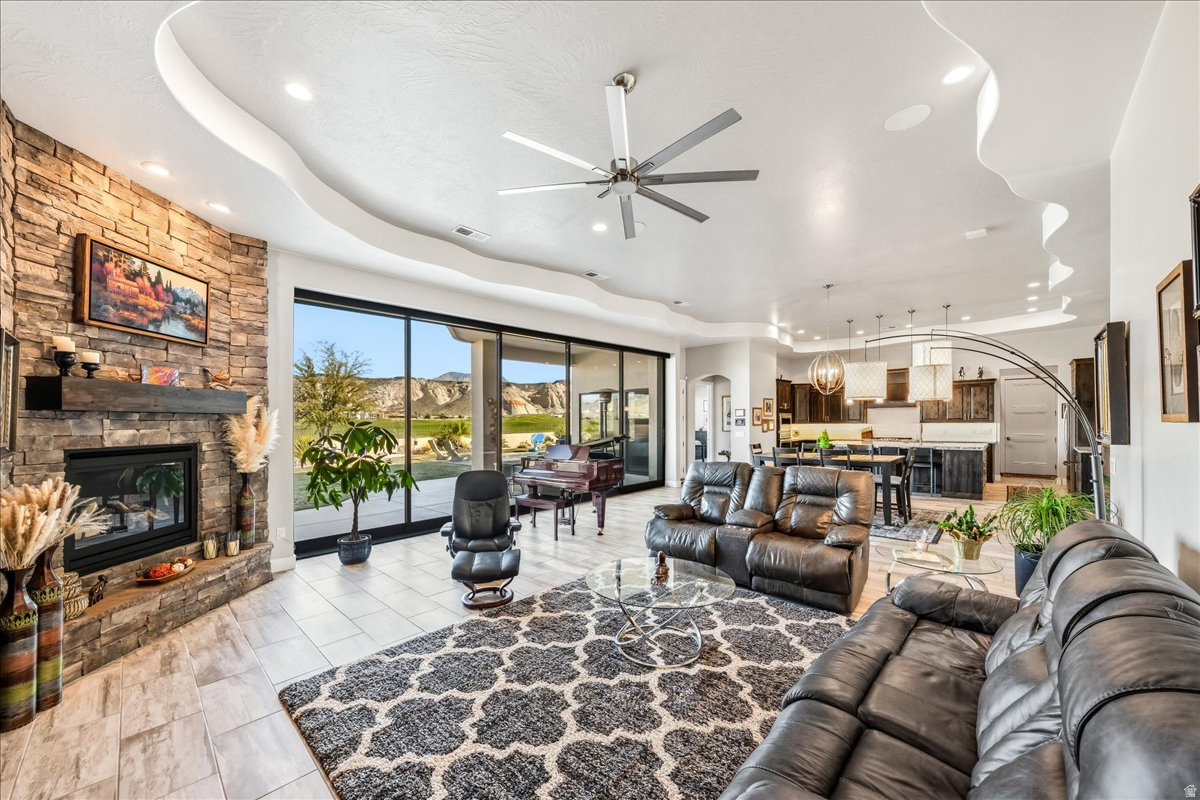 LEDGES OF ST GEORGE SAND COVE PH 1 - Residential