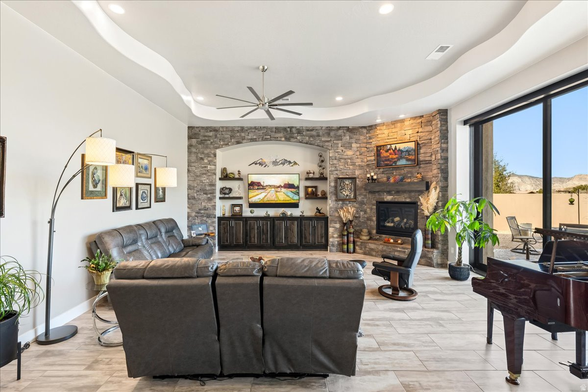 LEDGES OF ST GEORGE SAND COVE PH 1 - Residential