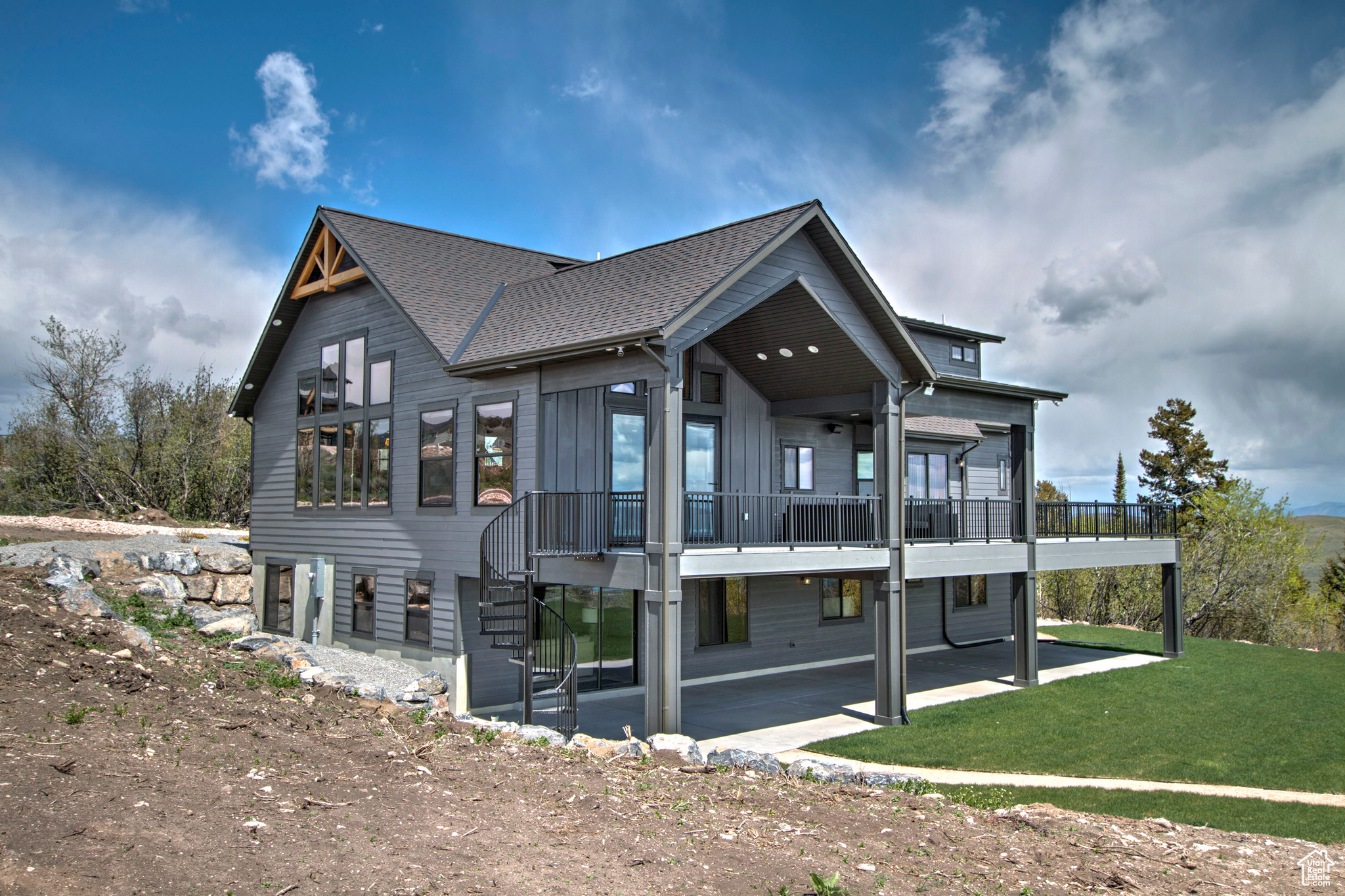RESERVE SUMMIT LOT 10 - Residential