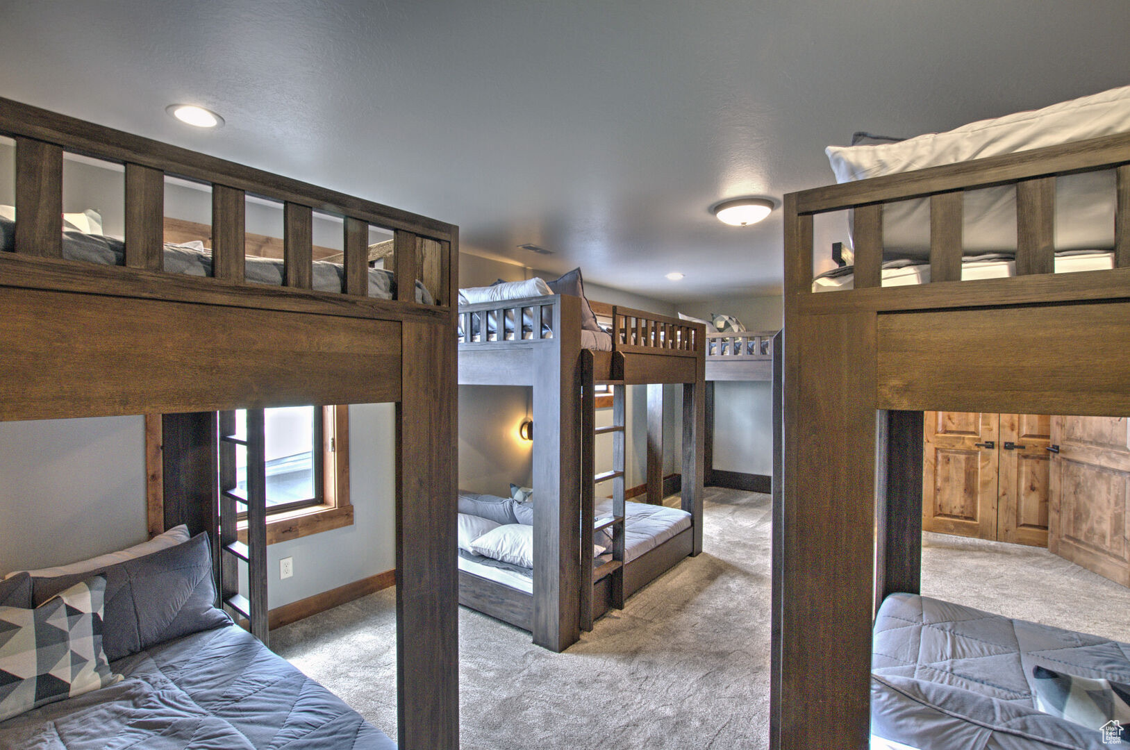 RESERVE SUMMIT LOT 10 - Residential