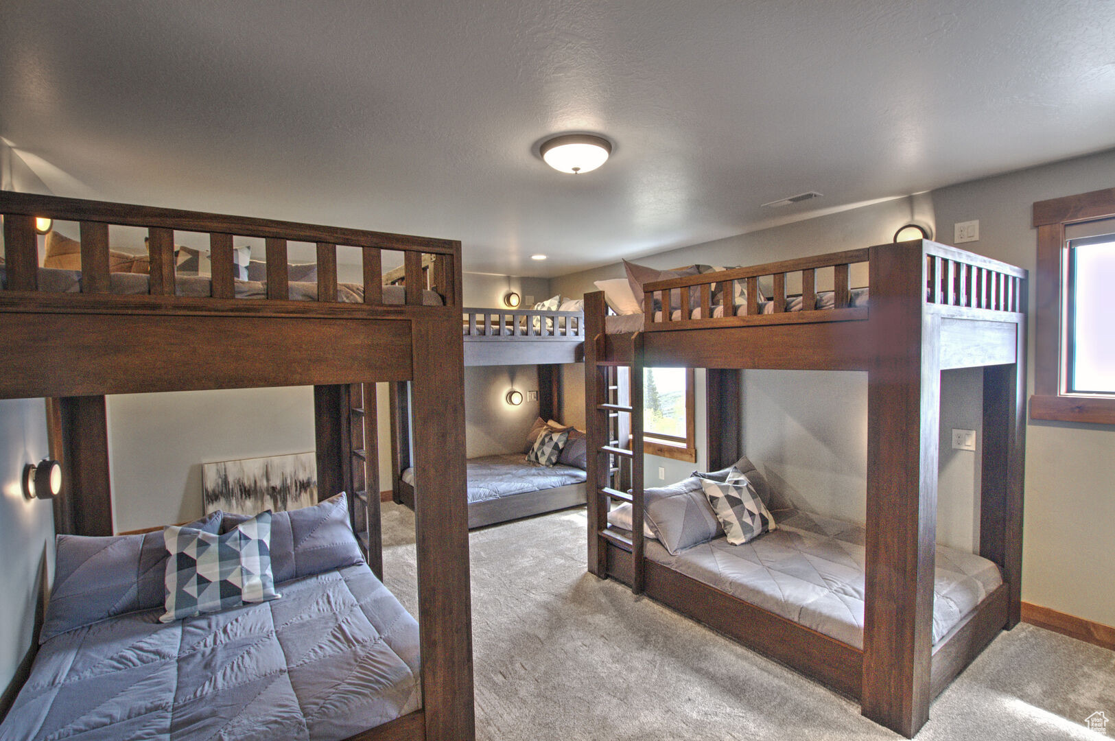 RESERVE SUMMIT LOT 10 - Residential