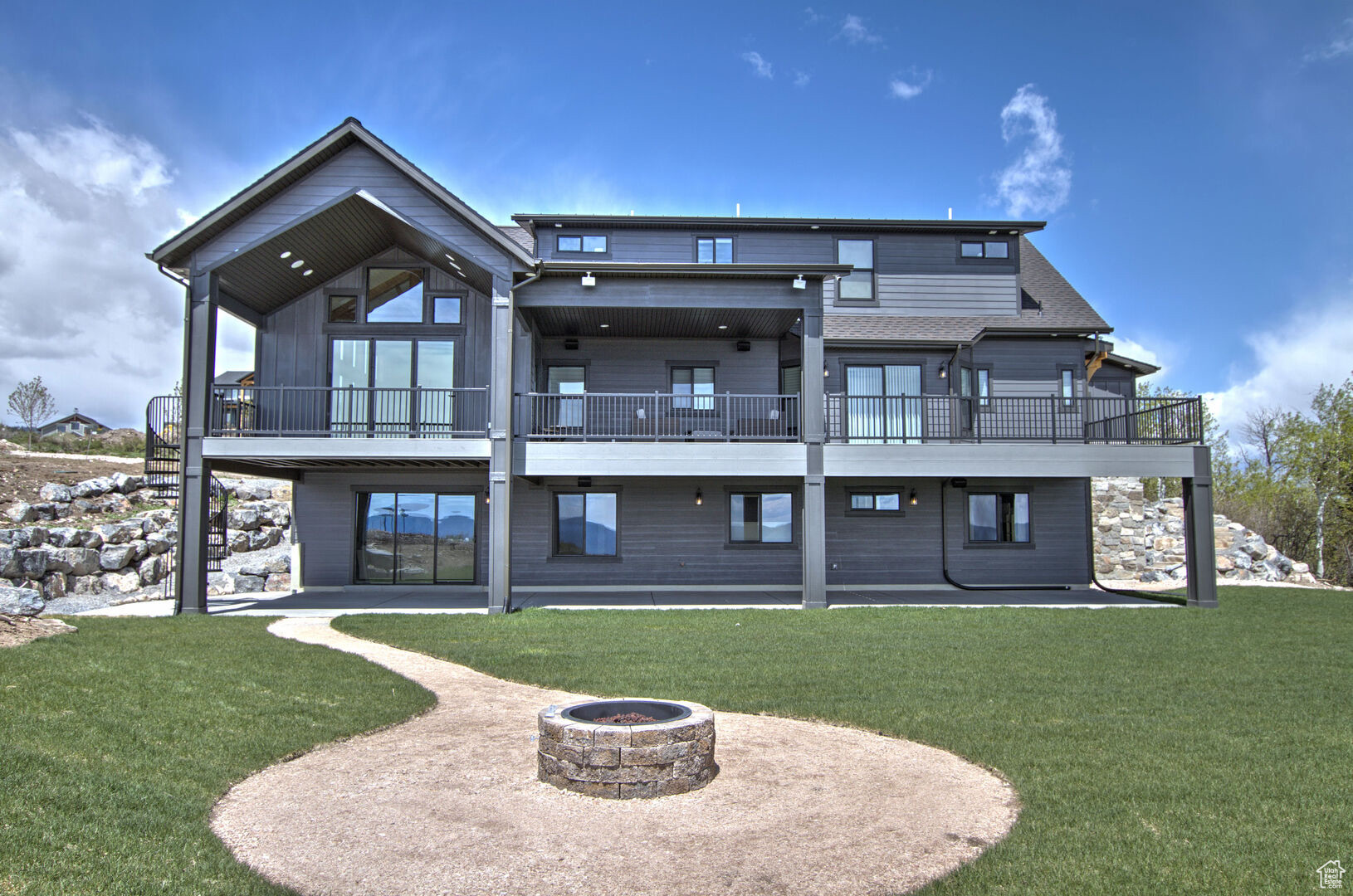 RESERVE SUMMIT LOT 10 - Residential