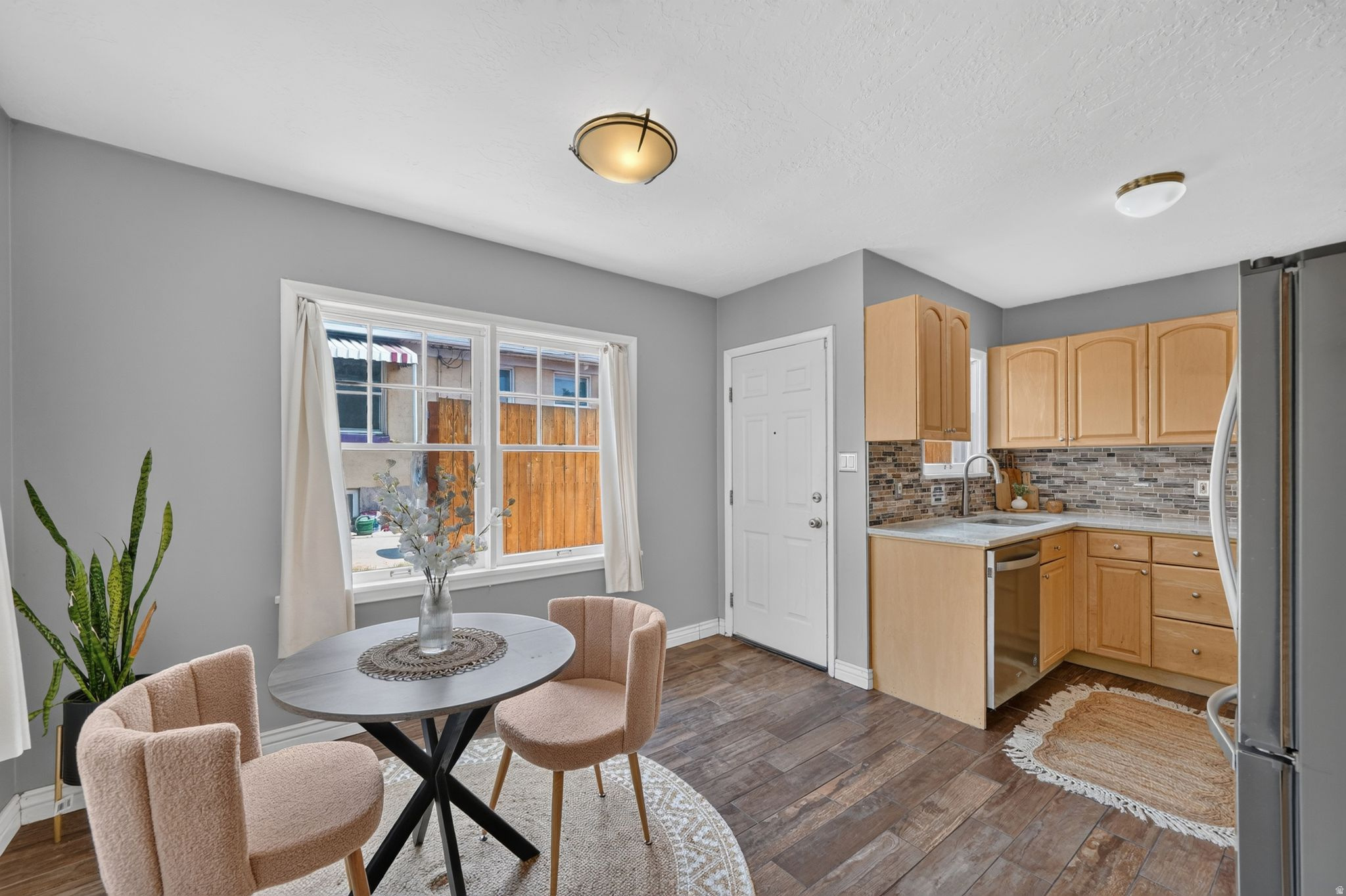 COUNTRY CLUB HEIGHTS - Residential