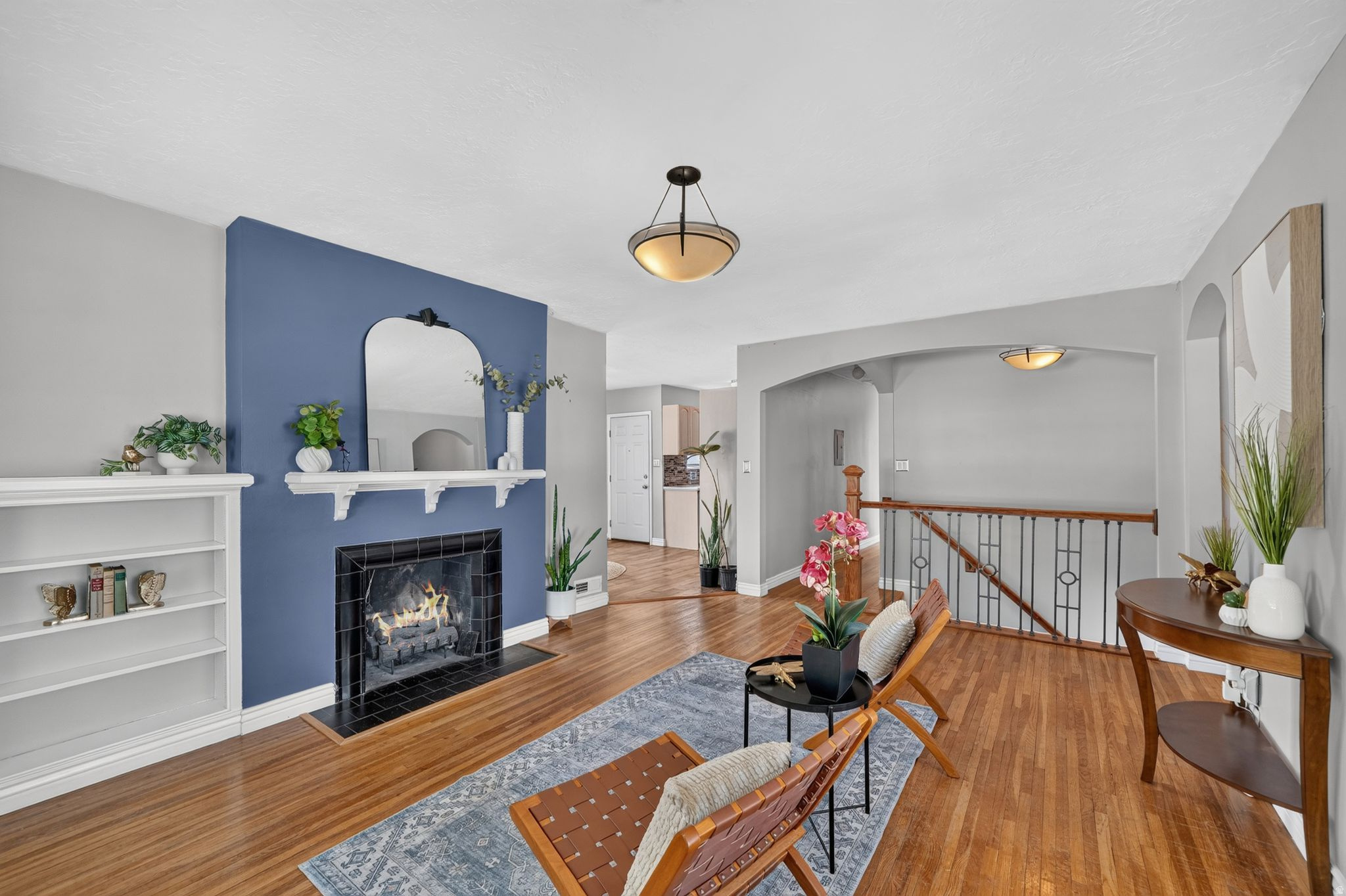 COUNTRY CLUB HEIGHTS - Residential