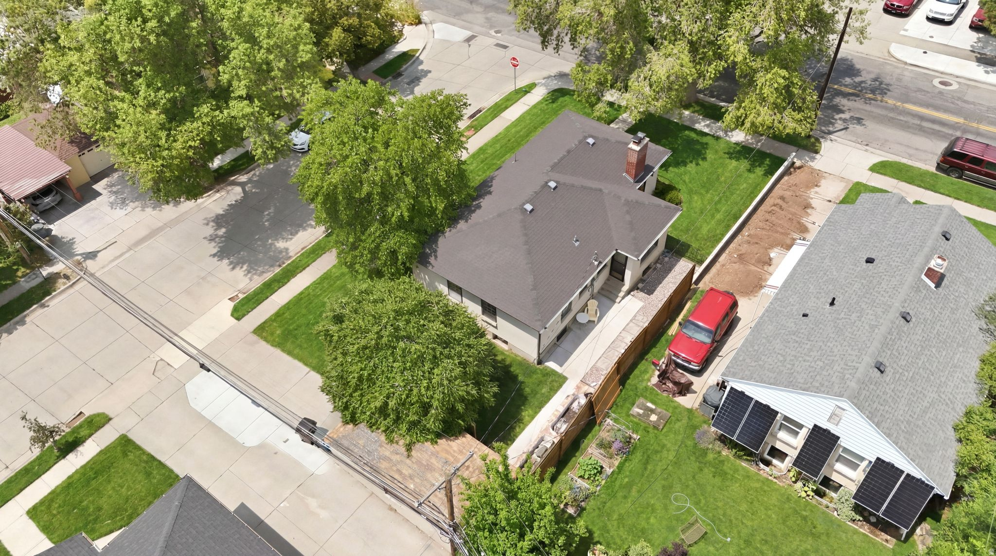 COUNTRY CLUB HEIGHTS - Residential