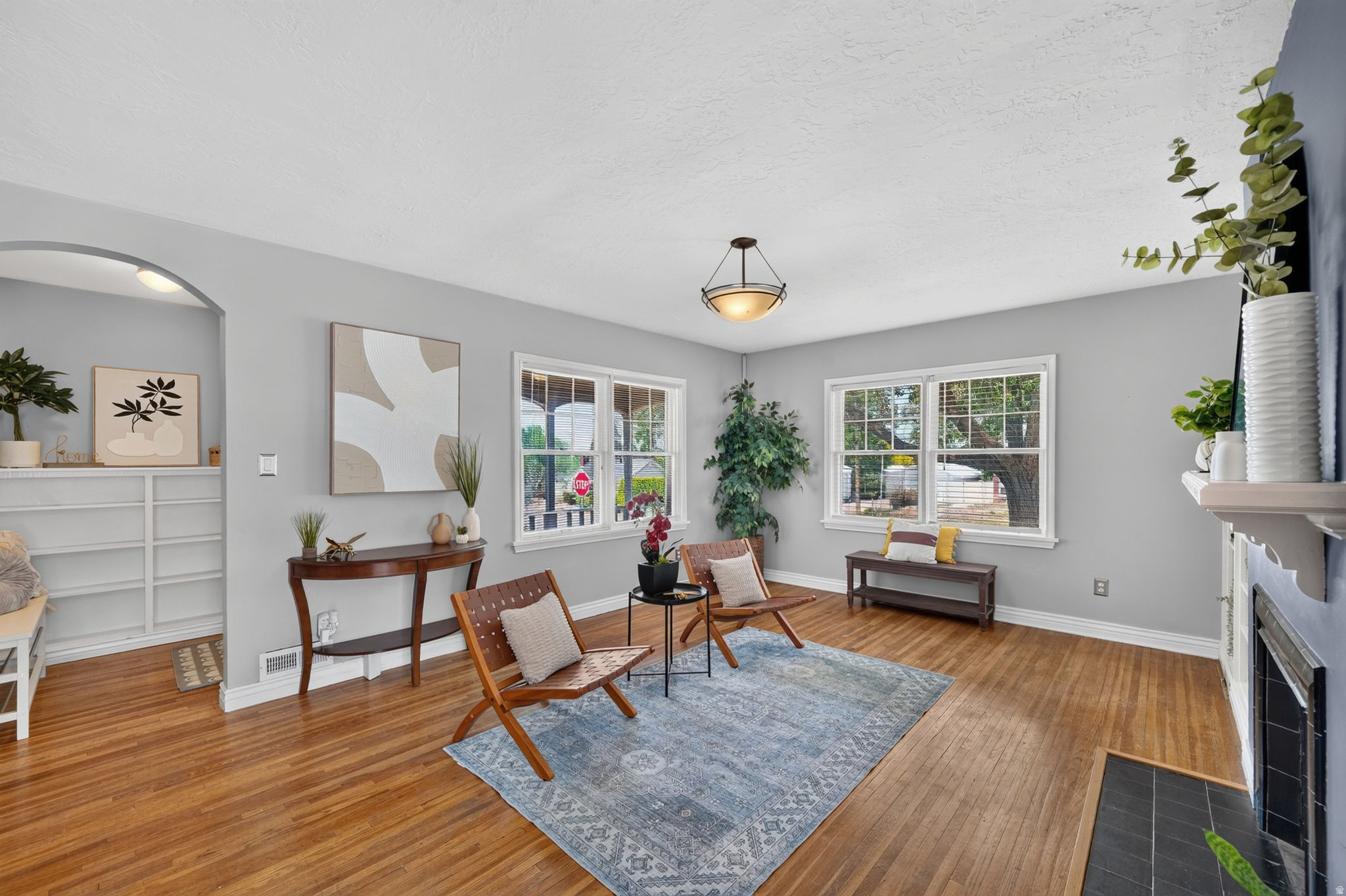 COUNTRY CLUB HEIGHTS - Residential