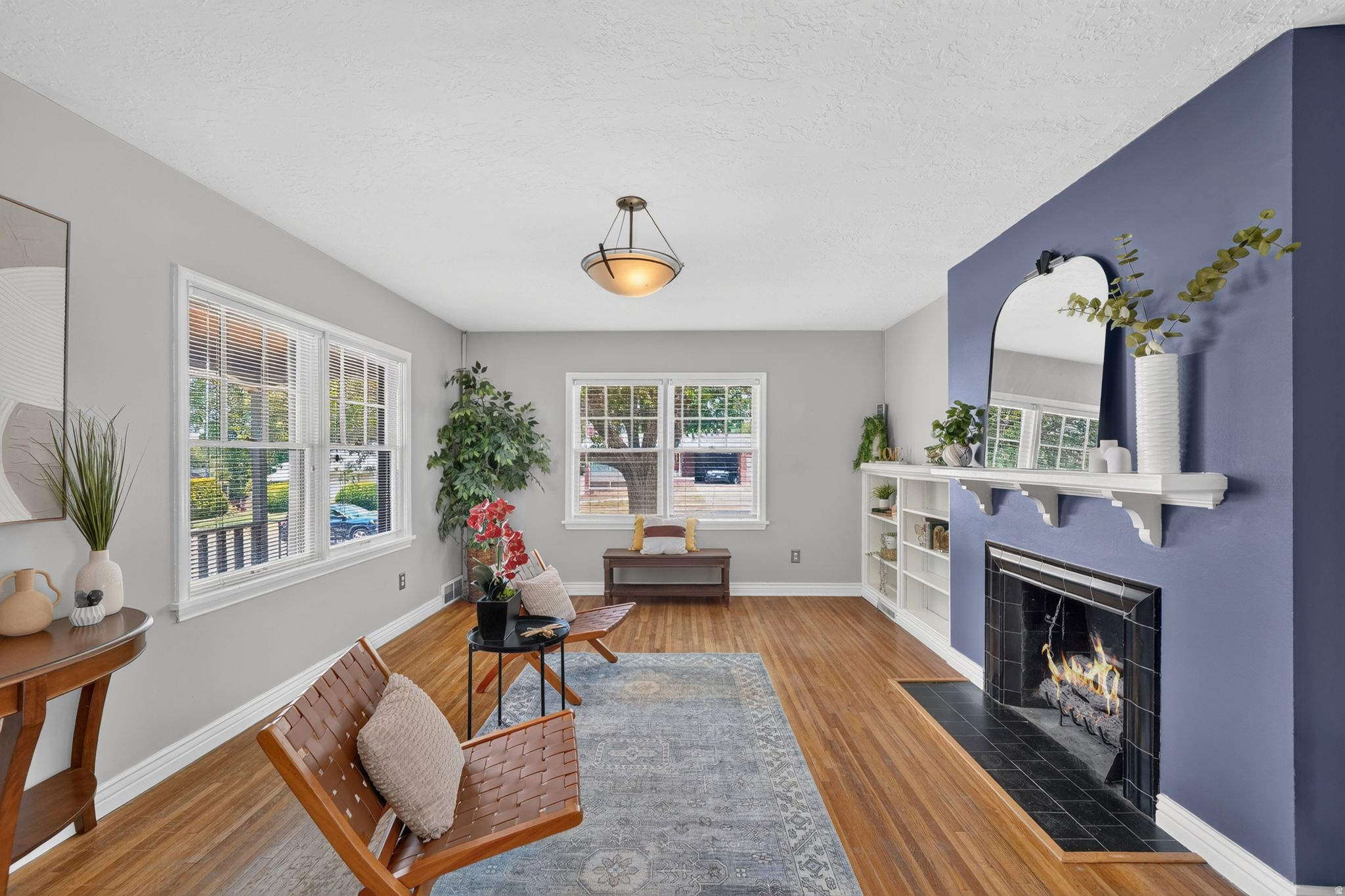 COUNTRY CLUB HEIGHTS - Residential