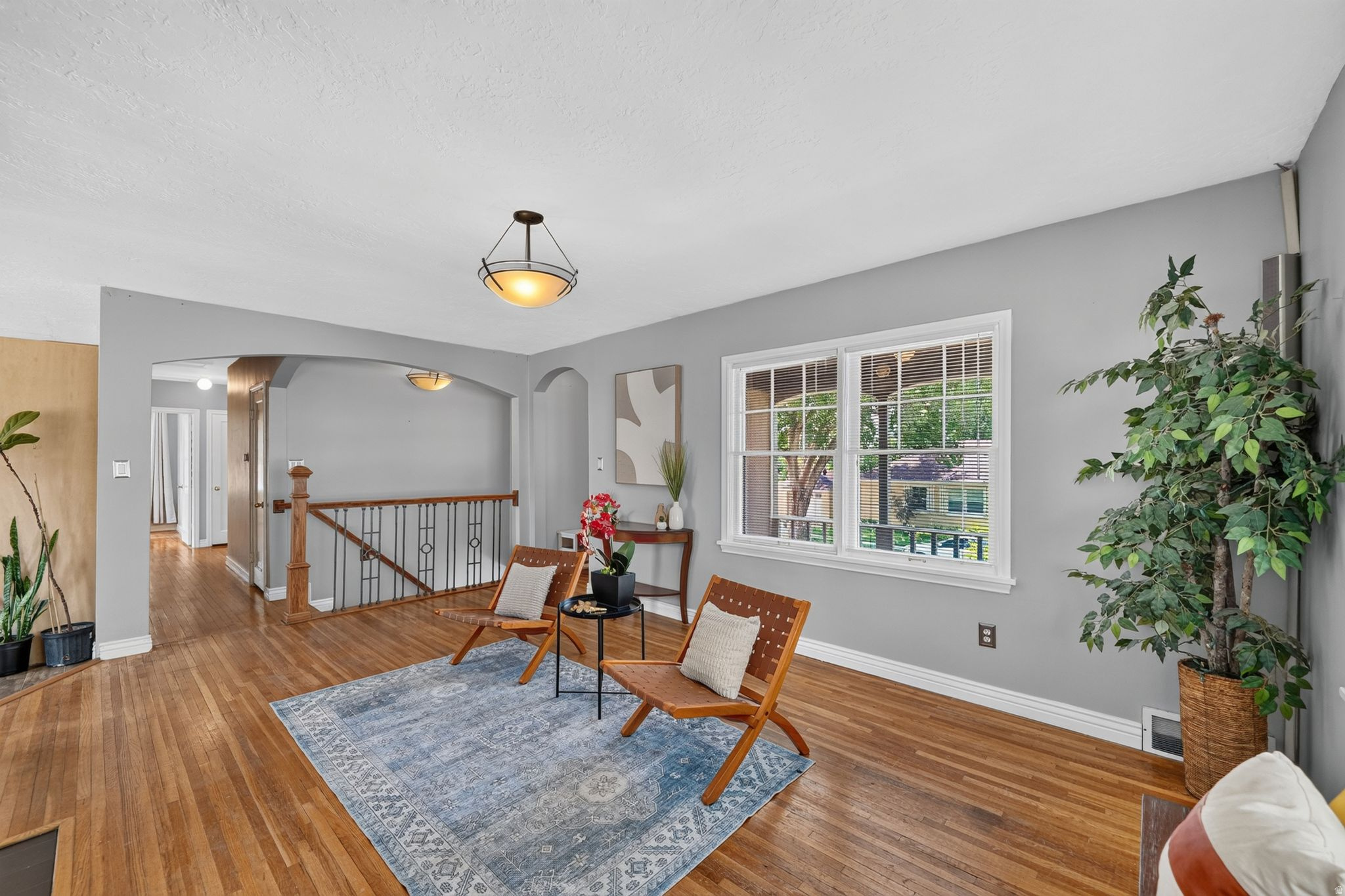 COUNTRY CLUB HEIGHTS - Residential