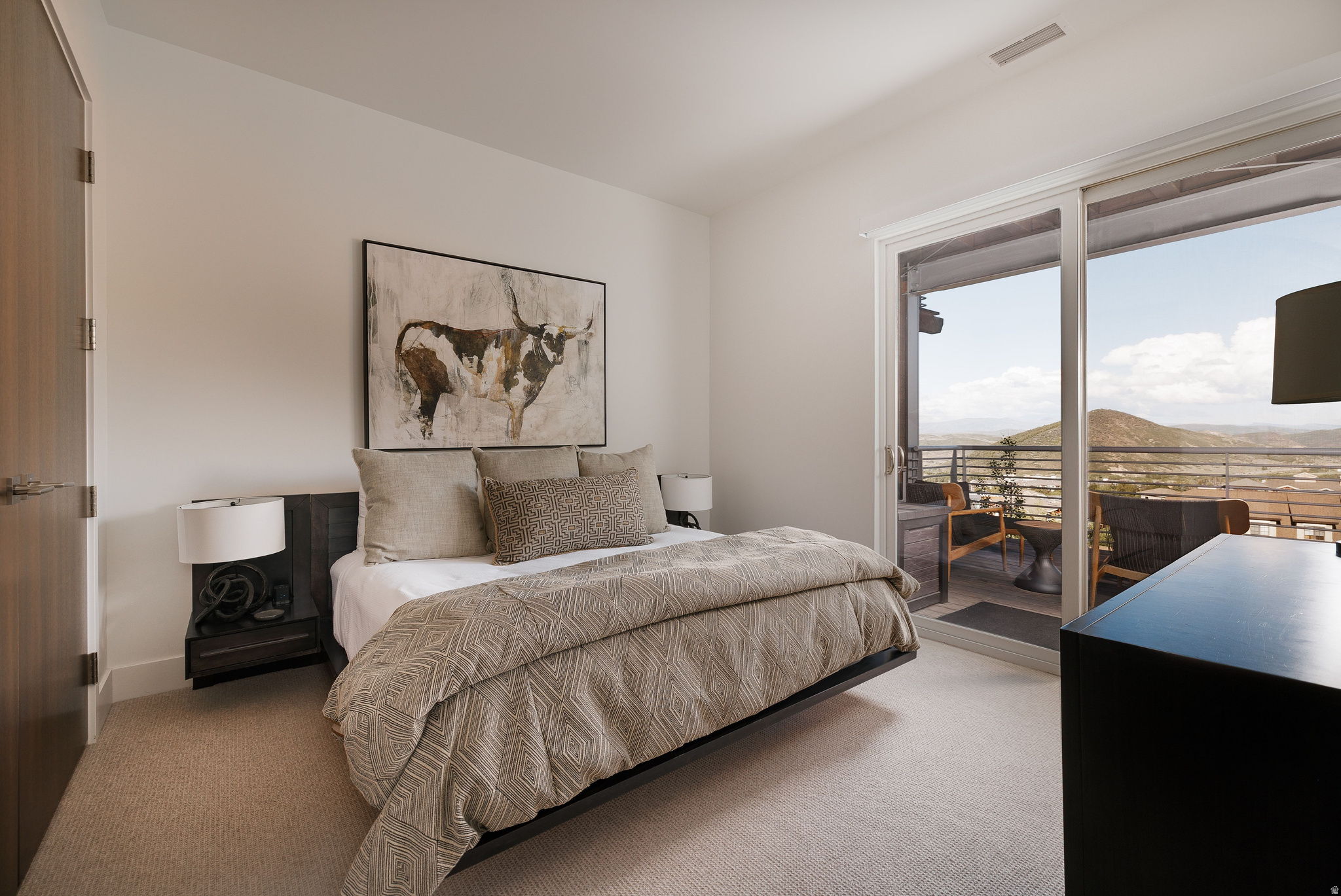 APEX RESIDENCES - Residential