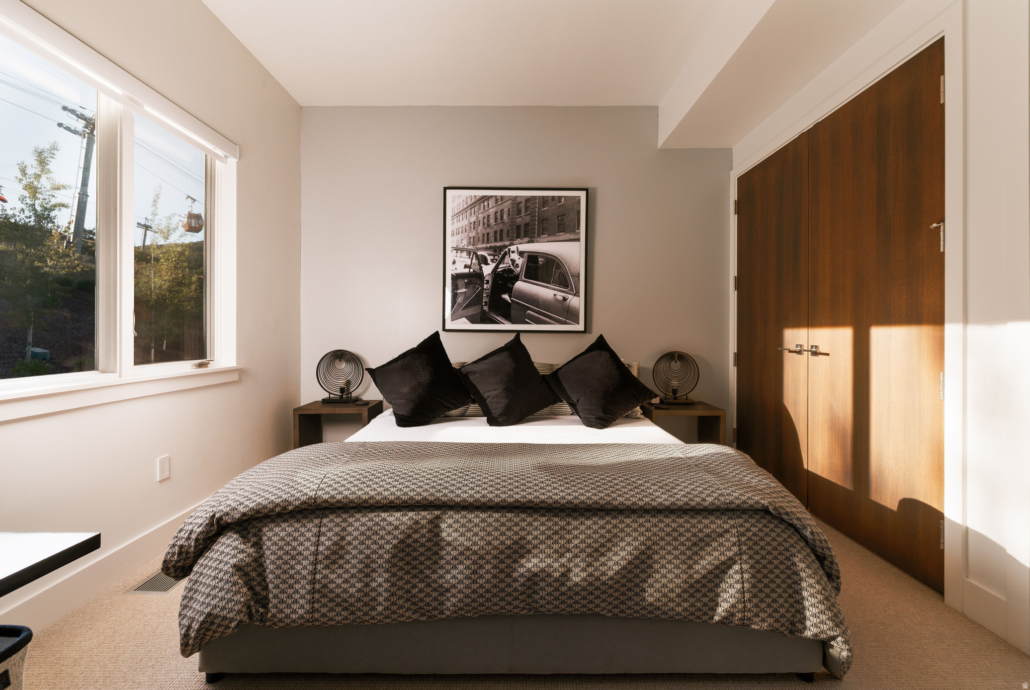 APEX RESIDENCES - Residential
