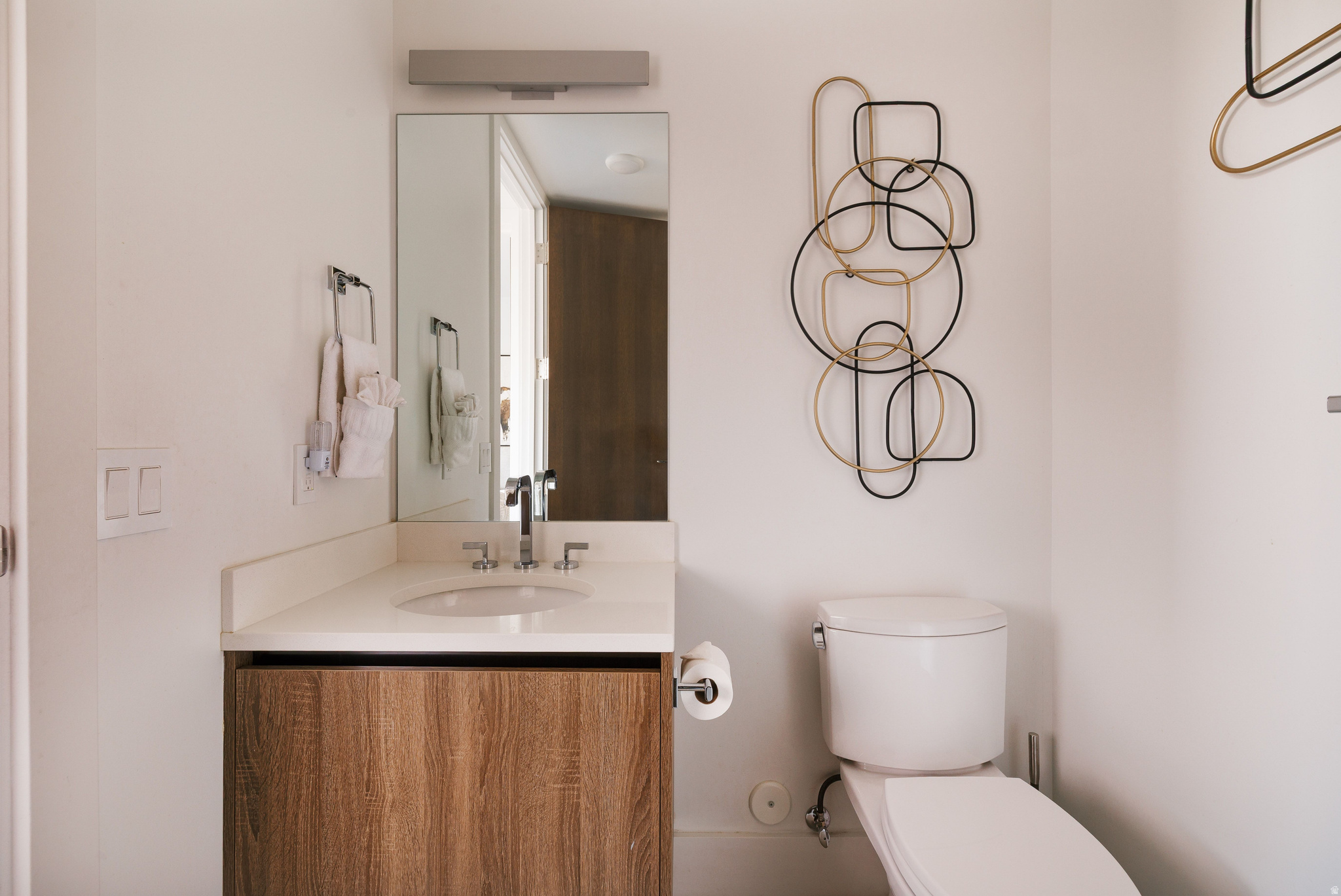 APEX RESIDENCES - Residential