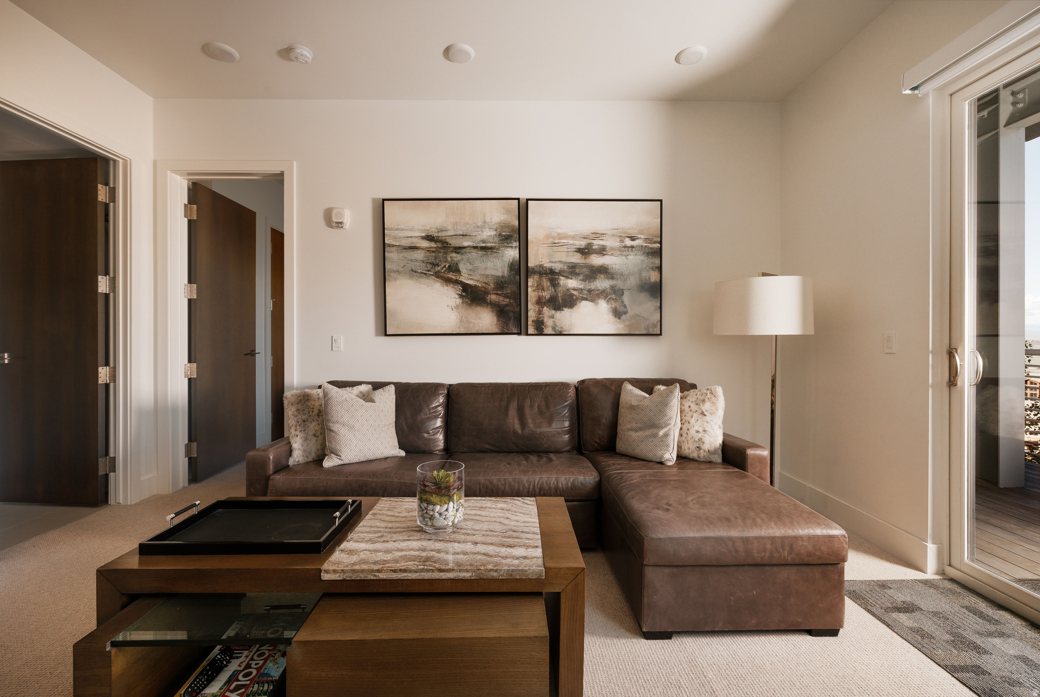 APEX RESIDENCES - Residential