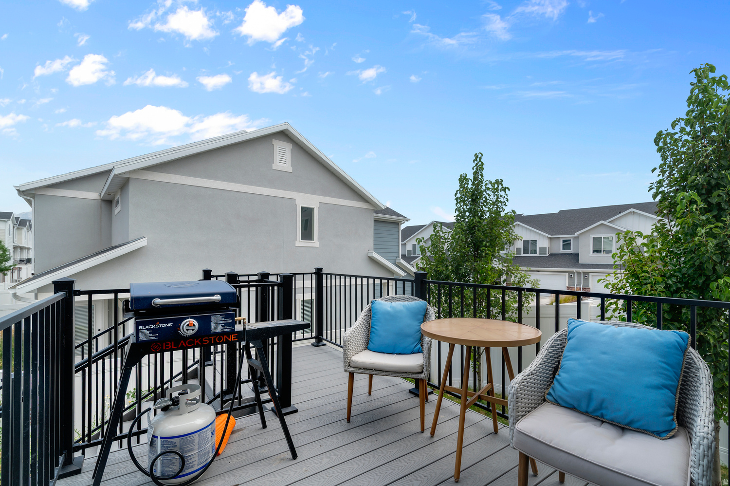 PARKSIDE - Residential