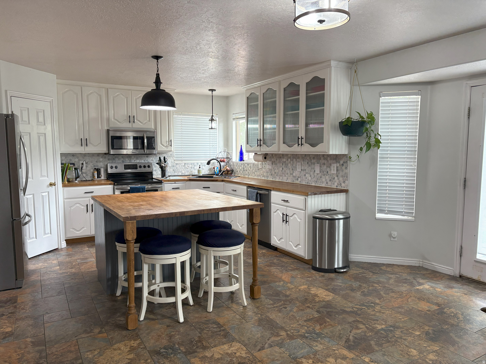 DRY CREEK - Residential