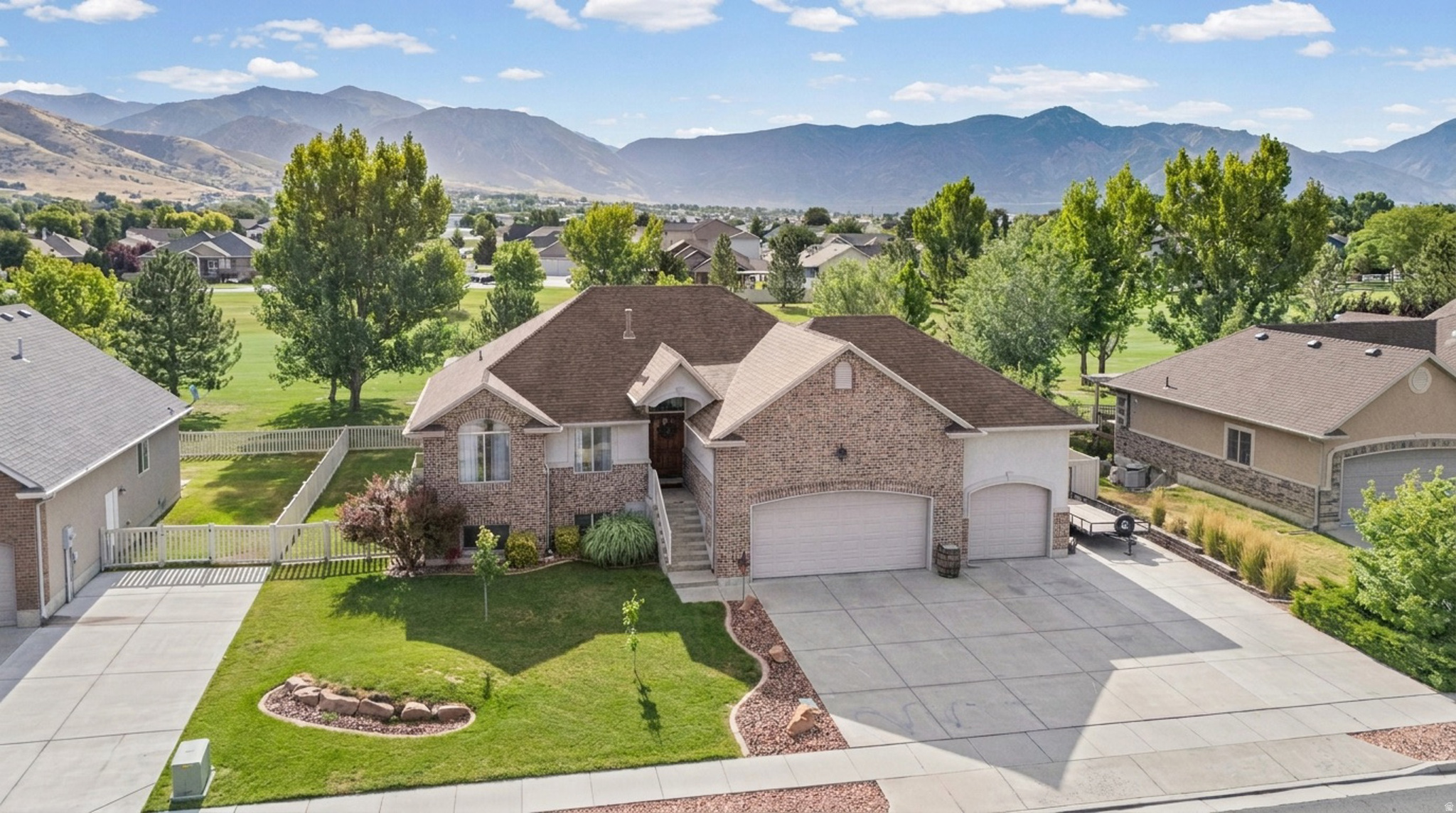 From the minute you pull into the neighborhood you experience the thrill of living in a golf community.  You don't have to be a golfer to see how calming and beautiful it is to be surrounded by the well-cared for Remuda Golf Course.  This west facing home with an incredible deck offers the ultimate evening wind down experience overlooking the course with perfect mountain views as well.  Inside the home has been updated with a new kitchen, new floors and a beautiful fireplace.  The primary suite is a full experience with a great bathroom setup, a walk-in closet and an added walkout to the deck and hot tub to enjoy the beautiful views.  And the fully finished basement is a separate entrance with a full kitchen for options of renting or a fun entertaining space. You won't buy this home just for a place to live- you'll buy it for the lifestyle it creates.