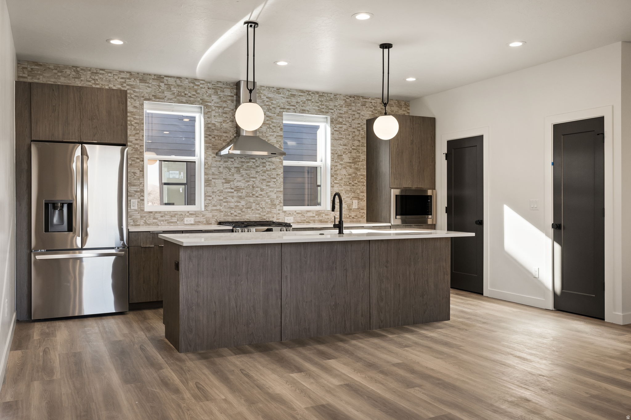 THE MONROE - Residential