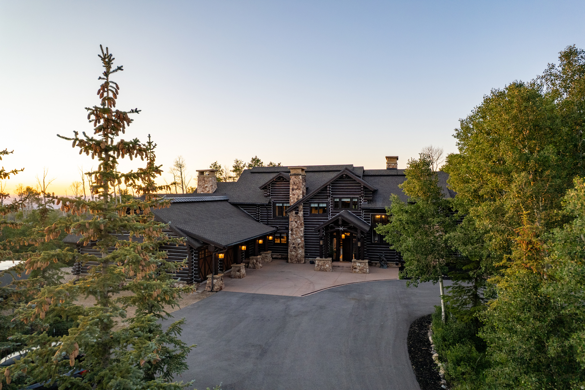 WOLF CREEK RANCH - Residential