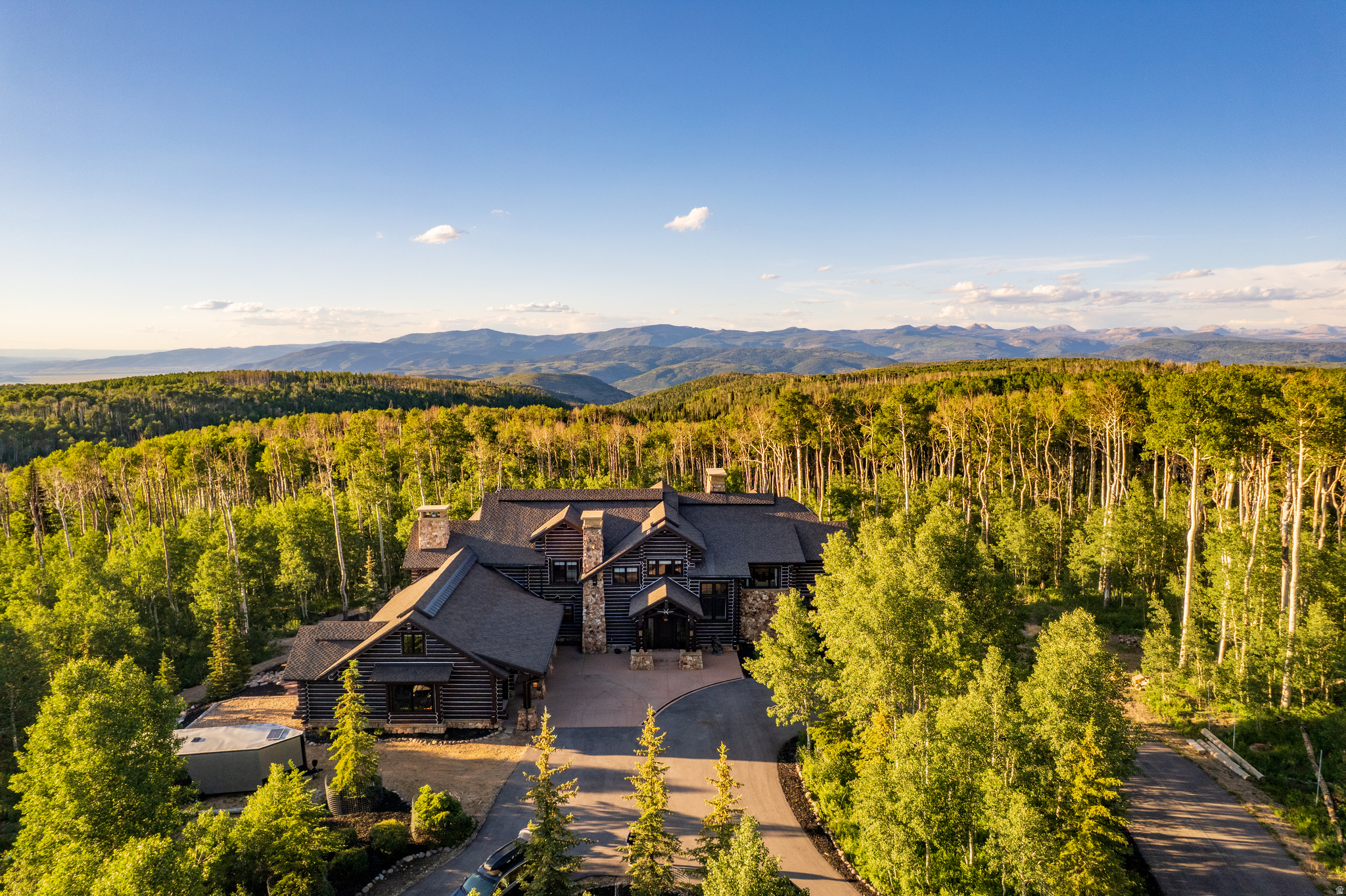 WOLF CREEK RANCH - Residential