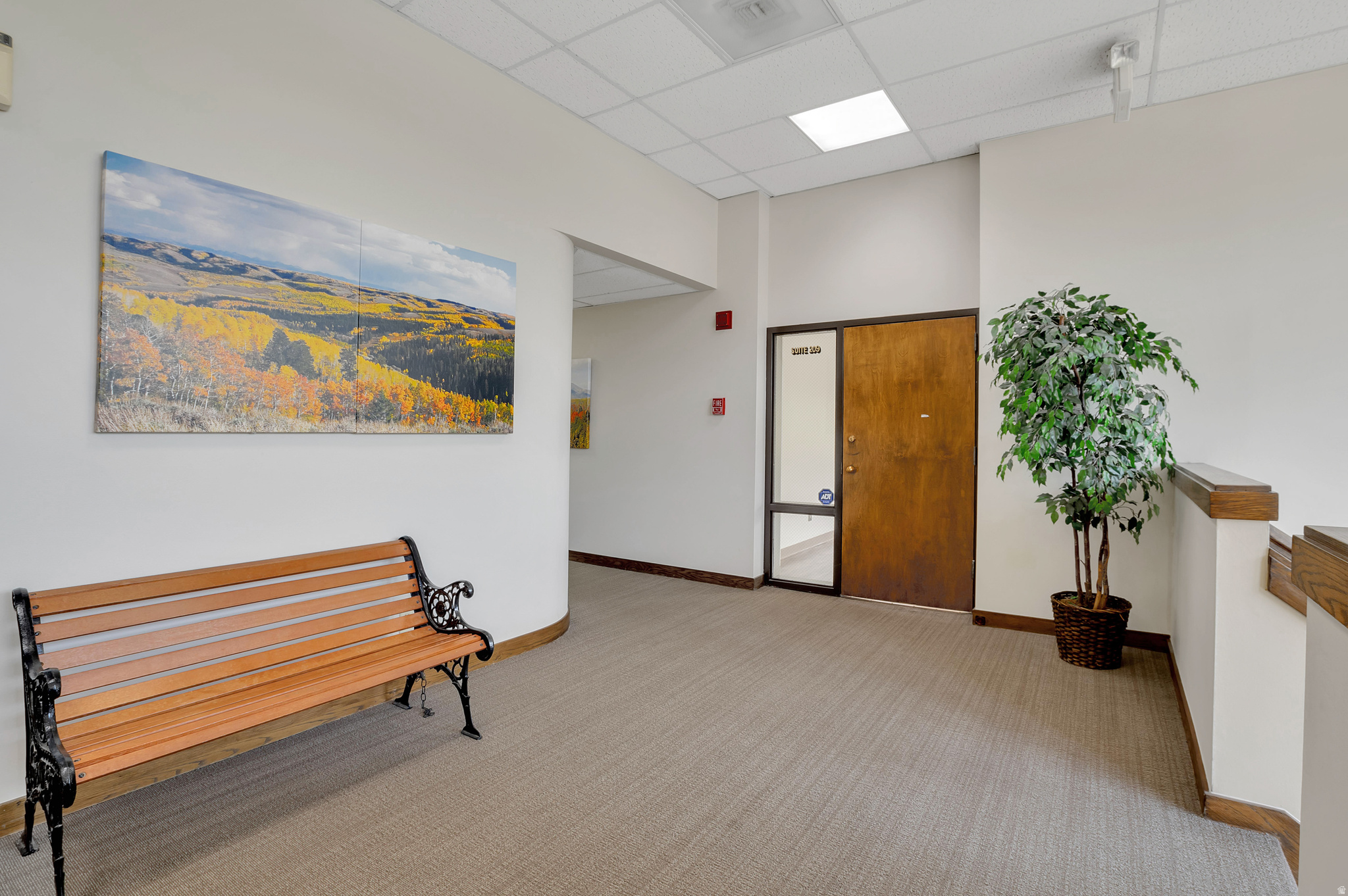 CRESTON PLAZA - Commercial Sale