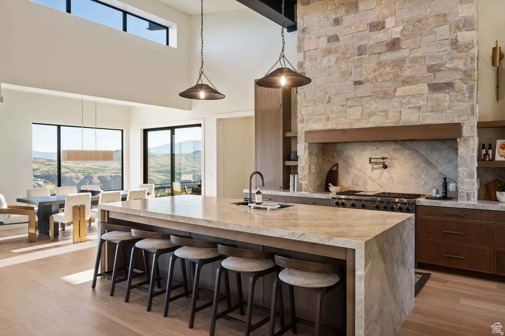 BENLOCH RANCH - Residential