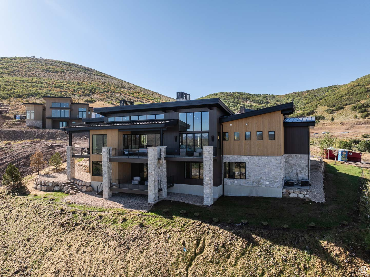 BENLOCH RANCH - Residential