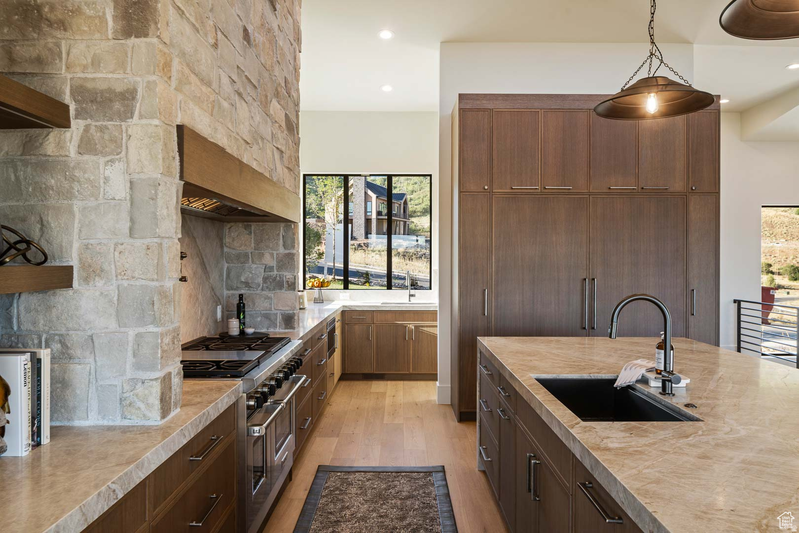 BENLOCH RANCH - Residential