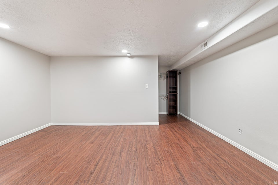 BRIDLE PATH WEST (MONTE VISTA UNIT 5) - Residential