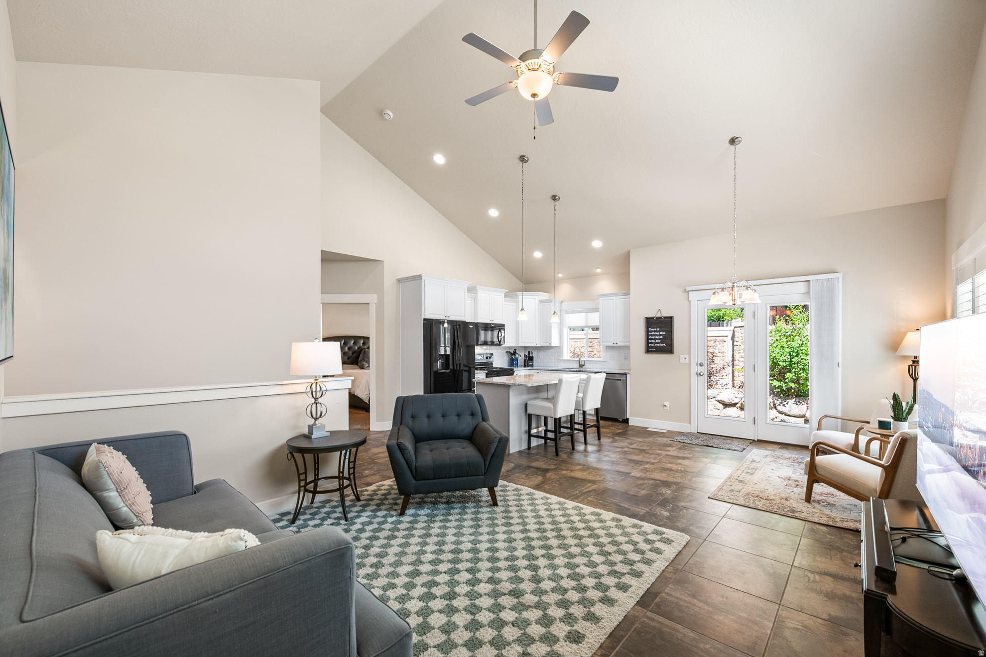 COTTAGES ON 78TH - Residential