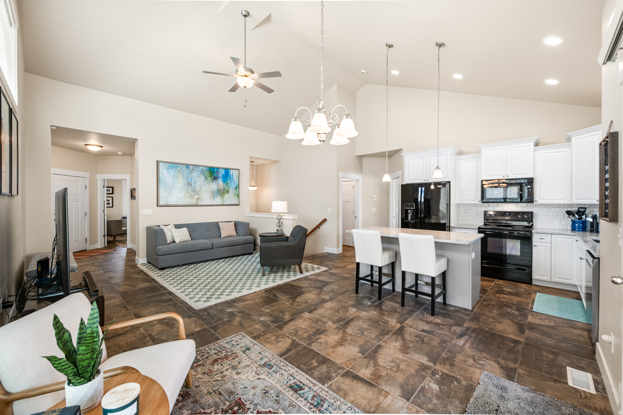 COTTAGES ON 78TH - Residential